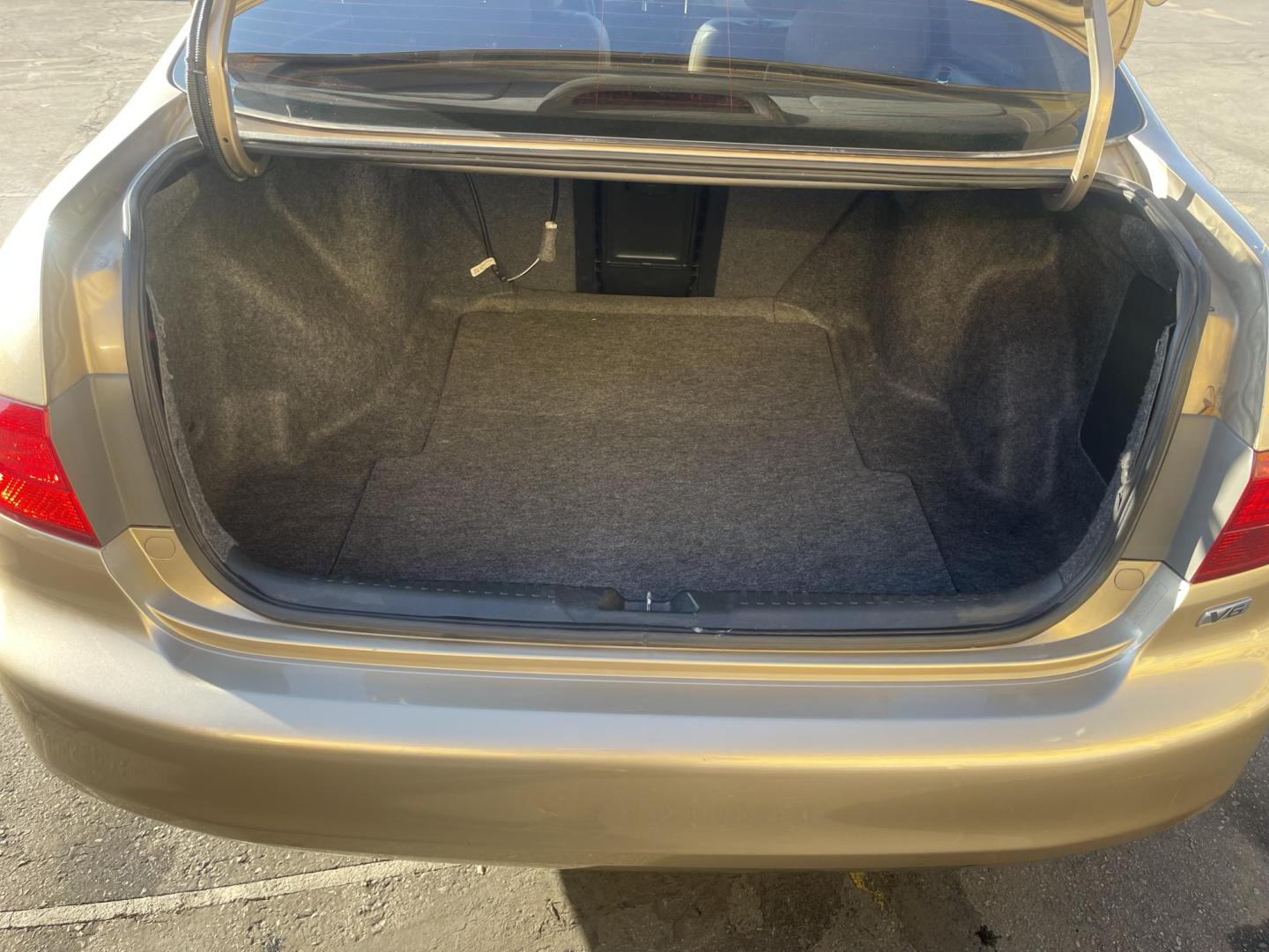 2005 Naples Gold Metallic /Tan Honda Accord EX (1HGCM66585A) with an 3.0Liter V6 engine, Automatic transmission, located at 801 South State Street, Salt Lake City, UT, 84111, (801) 328-0098, 40.751953, -111.888206 - Features: Alloy Wheels, Satellite Radio Ready, Front Seat Heaters, Sunroof(s), Leather Seats, ABS Brakes, CD Audio, Power Mirrors, Rear Spoiler, AM/FM Stereo, Cruise Control, Power Seat(s), Side Airbags, Air Conditioning, Overhead Airbags,	Power Windows, Traction Control, Automatic Transmission, Po - Photo#22