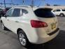 2013 Artic White /Black Nissan Rogue SV (JN8AS5MV6DW) with an 2.5L I4 engine, Automatic transmission, located at 801 South State Street, Salt Lake City, UT, 84111, (801) 328-0098, 40.751953, -111.888206 - Clean title! AWD great all around winter SUV! Must see it is in clean condition, has lots of extras. Approved for up to a 5 year warranty that can be added on to the vehicle! Features: 4WD/AWD, Navigation System, Alloy Wheels, Rear View Camera, BOSE Sound System, Satellite Radio Ready, Bluetooth T - Photo#8