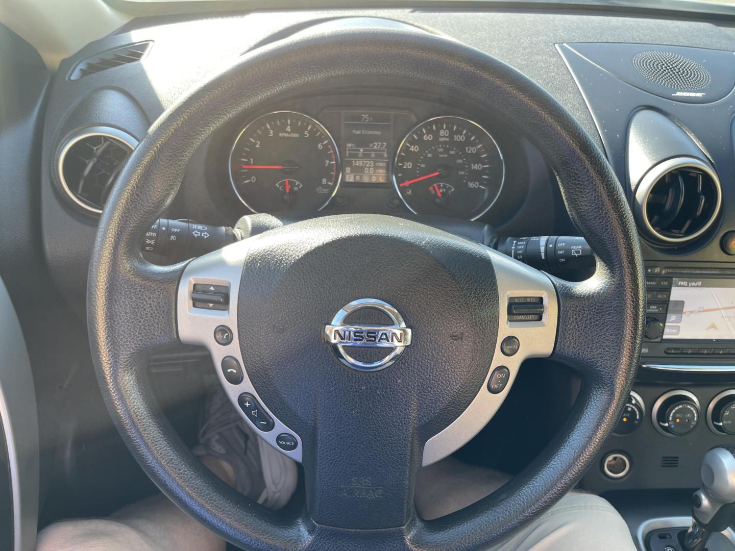 2013 Artic White /Black Nissan Rogue SV (JN8AS5MV6DW) with an 2.5L I4 engine, Automatic transmission, located at 801 South State Street, Salt Lake City, UT, 84111, (801) 328-0098, 40.751953, -111.888206 - Clean title! AWD great all around winter SUV! Must see it is in clean condition, has lots of extras. Approved for up to a 5 year warranty that can be added on to the vehicle! Features: 4WD/AWD, Navigation System, Alloy Wheels, Rear View Camera, BOSE Sound System, Satellite Radio Ready, Bluetooth T - Photo#17