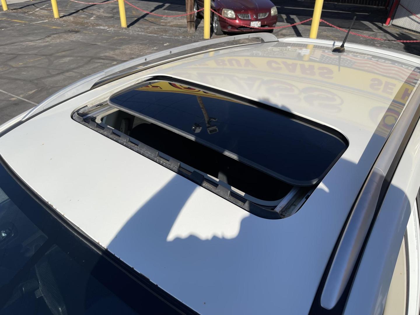 2013 Artic White /Black Nissan Rogue SV (JN8AS5MV6DW) with an 2.5L I4 engine, Automatic transmission, located at 801 South State Street, Salt Lake City, UT, 84111, (801) 328-0098, 40.751953, -111.888206 - Clean title! AWD great all around winter SUV! Must see it is in clean condition, has lots of extras. Approved for up to a 5 year warranty that can be added on to the vehicle! Features: 4WD/AWD, Navigation System, Alloy Wheels, Rear View Camera, BOSE Sound System, Satellite Radio Ready, Bluetooth T - Photo#23