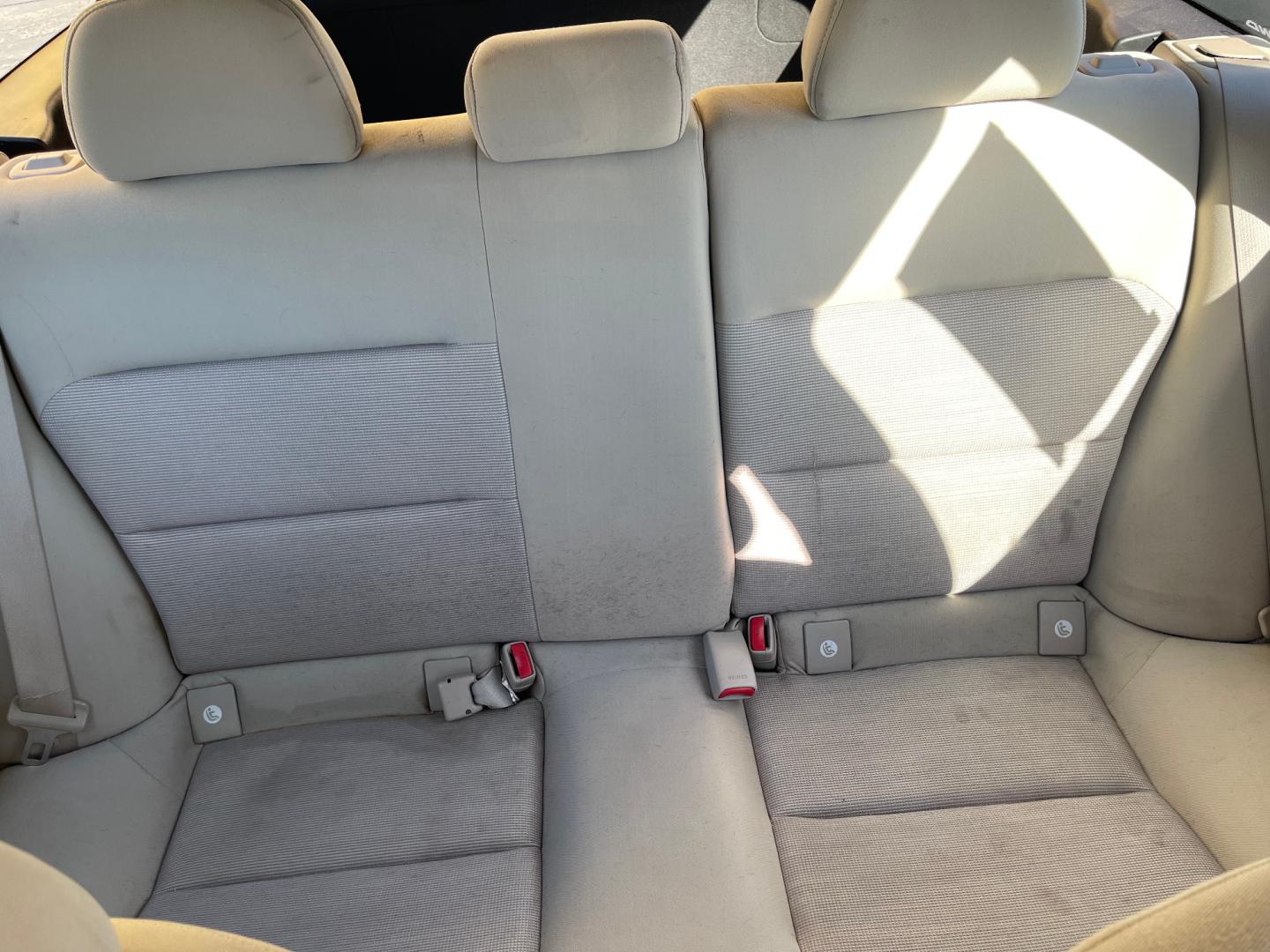 2007 Evergreen Frost Metallic /Tan Subaru Outback Crossover Wagon (4S4BP61CX77) with an 2.5L H4 engine, Automatic transmission, located at 801 South State Street, Salt Lake City, UT, 84111, (801) 328-0098, 40.751953, -111.888206 - Features: 4WD/AWD, Alloy Wheels, Cloth Seats, Front Seat Heaters, ABS Brakes, Auxiliary Audio Input, Overhead Airbags, Rear Defroster, AM/FM Stereo, CD Audio, Power Locks, Side Airbags, Air Conditioning, Cruise Control, Power Mirrors, Automatic Transmission, Full Roof Rack, Power Windows. - Photo#19