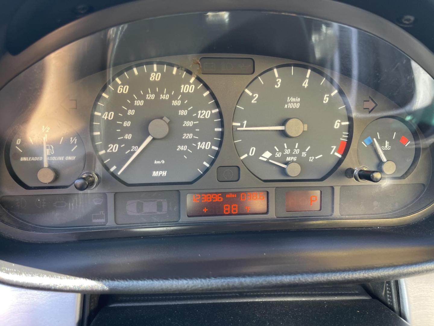 2005 /Black BMW 3-Series 325Ci convertible (WBABW33495P) with an 2.5L L6 DOHC 24V engine, Automatic transmission, located at 801 South State Street, Salt Lake City, UT, 84111, (801) 328-0098, 40.751953, -111.888206 - Immaculate condition inside and out! Real clean great vehicle for the year, make and miles! This is a must see to believe how clean! Free Carfax history report available. Features: Alloy Wheels, Leather Seats, Front Seat Heaters, Memory Seat(s), Harman Kardon Sound, Soft Top, ABS Brakes, CD Audio, - Photo#18