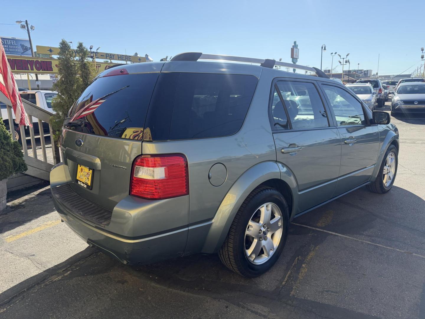 2005 Evergreen Frost Metallic /Tan Ford Freestyle Limited AWD (1FMDK06105G) with an 3.0L V6 DOHC 24V engine, Automatic CVT Overdrive transmission, located at 801 South State Street, Salt Lake City, UT, 84111, (801) 328-0098, 40.751953, -111.888206 - Clean title no reported accidents on Carfax history report. Very nice in great condition for the year and miles. It is in great shape inside and out! Comes with 3rd row seating! Passed all inspections through a certified mechanic and eligible for up to a 5 year warranty that can be added to the car. - Photo#5