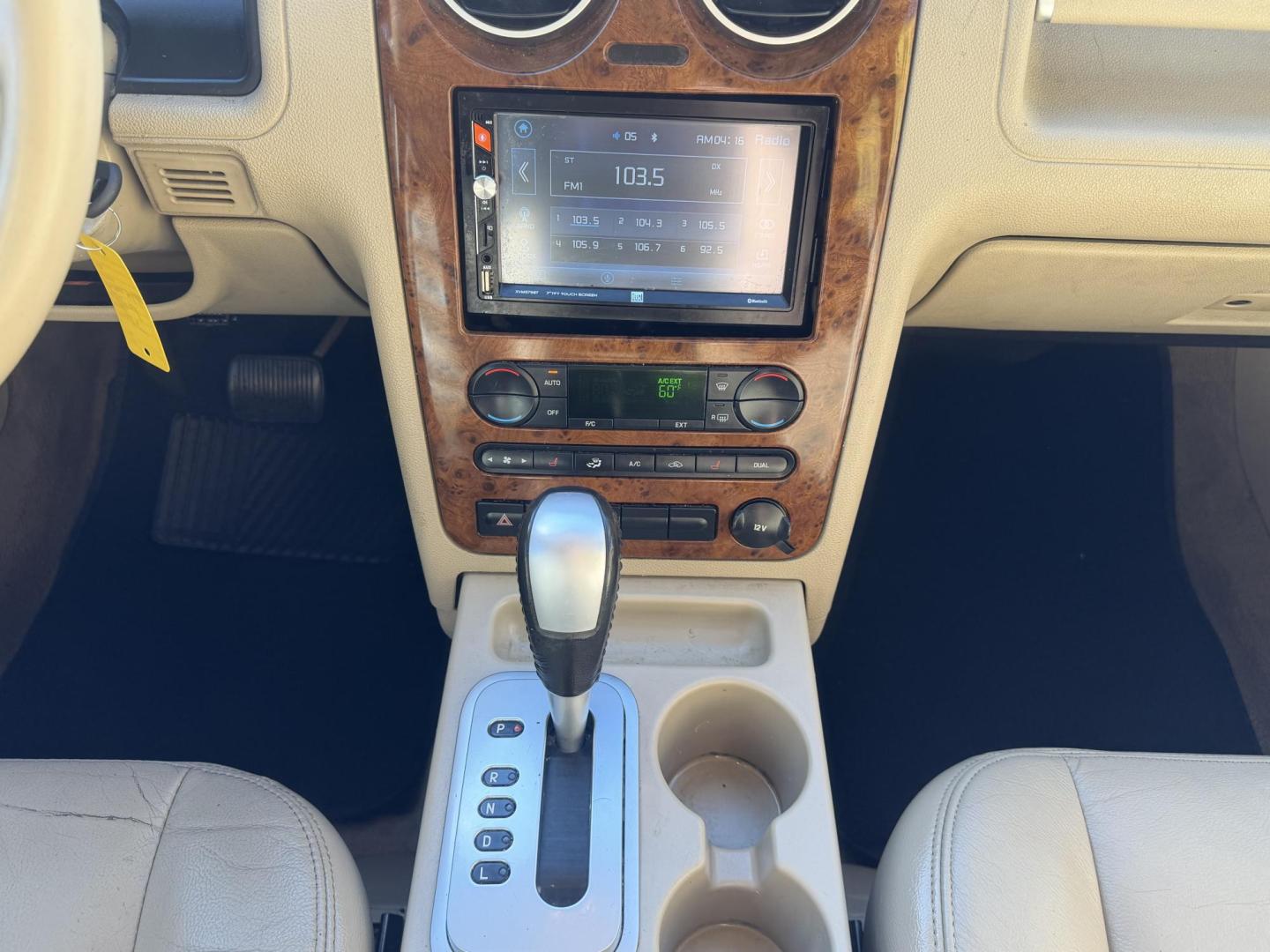 2005 Evergreen Frost Metallic /Tan Ford Freestyle Limited AWD (1FMDK06105G) with an 3.0L V6 DOHC 24V engine, Automatic CVT Overdrive transmission, located at 801 South State Street, Salt Lake City, UT, 84111, (801) 328-0098, 40.751953, -111.888206 - Clean title no reported accidents on Carfax history report. Very nice in great condition for the year and miles. It is in great shape inside and out! Comes with 3rd row seating! Passed all inspections through a certified mechanic and eligible for up to a 5 year warranty that can be added to the car. - Photo#14