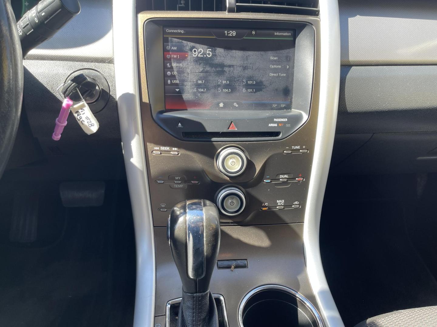 2011 Satin Silver Metallic /Black Ford Edge SEL FWD (2FMDK3JC2BB) with an 3.5L V6 DOHC 24V engine, 6-Speed Automatic transmission, located at 801 South State Street, Salt Lake City, UT, 84111, (801) 328-0098, 40.751953, -111.888206 - Clean Carfax no reported accidents on Carfax! Nice SUV! Features: Alloy Wheels, Parking Sensors, Bluetooth Technology, Satellite Radio Ready, Cloth Seats, SiriusXM Trial Available, ABS Brakes, Auxiliary Audio Input, Power Locks, Rear Defroster, AM/FM Stereo, CD Audio, Power Mirrors, Side Airbags, - Photo#17