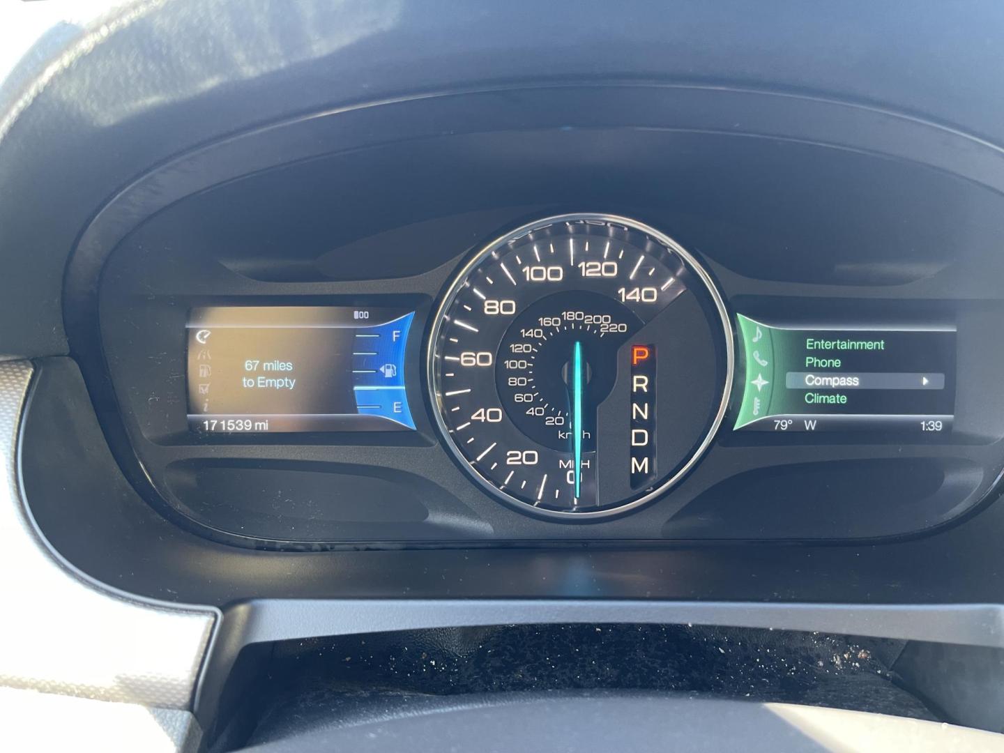 2011 Satin Silver Metallic /Black Ford Edge SEL FWD (2FMDK3JC2BB) with an 3.5L V6 DOHC 24V engine, 6-Speed Automatic transmission, located at 801 South State Street, Salt Lake City, UT, 84111, (801) 328-0098, 40.751953, -111.888206 - Clean Carfax no reported accidents on Carfax! Nice SUV! Features: Alloy Wheels, Parking Sensors, Bluetooth Technology, Satellite Radio Ready, Cloth Seats, SiriusXM Trial Available, ABS Brakes, Auxiliary Audio Input, Power Locks, Rear Defroster, AM/FM Stereo, CD Audio, Power Mirrors, Side Airbags, - Photo#21