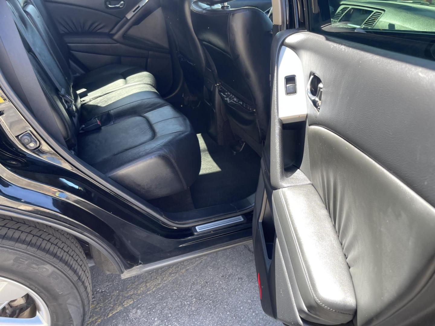 2010 Black Noir Pearl /Black Nissan Murano SL AWD (JN8AZ1MW2AW) with an 3.5L V6 DOHC 24V engine, CVT transmission, located at 801 South State Street, Salt Lake City, UT, 84111, (801) 328-0098, 40.751953, -111.888206 - Clean title! Only 3 previous owners no reported accidents on the Carfax history report! real nice SUV perfect winter and all year around SUV! Super clean inside and out hard to find like this in immaculate condition like it is! A must see you will fall in love!!! Features: 4WD/AWD, Leather Seats, A - Photo#32