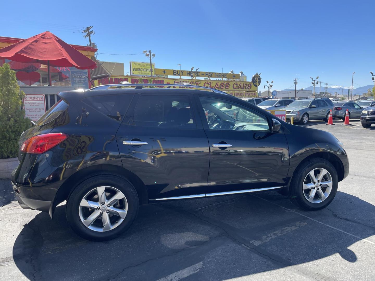 2010 Black Noir Pearl /Black Nissan Murano SL AWD (JN8AZ1MW2AW) with an 3.5L V6 DOHC 24V engine, CVT transmission, located at 801 South State Street, Salt Lake City, UT, 84111, (801) 328-0098, 40.751953, -111.888206 - Clean title! Only 3 previous owners no reported accidents on the Carfax history report! real nice SUV perfect winter and all year around SUV! Super clean inside and out hard to find like this in immaculate condition like it is! A must see you will fall in love!!! Features: 4WD/AWD, Leather Seats, A - Photo#5