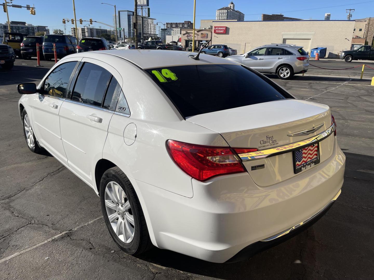 2013 Galaxy White /Black Chrysler 200 Touring (1C3CCBBG1DN) with an 3.6L V6 DOHC 24V FFV engine, 6-Speed Automatic transmission, located at 801 South State Street, Salt Lake City, UT, 84111, (801) 328-0098, 40.751953, -111.888206 - Clean title! No reported accidents on Carfax! Features: Alloy Wheels, Cloth Seats, Satellite Radio Ready, ABS Brakes, Auxiliary Audio Input, Power Locks, Rear Defroster, AM/FM Stereo, CD Audio, Power Mirrors, Side Airbags, Air Conditioning, Cruise Control, Power Seat(s), Traction Control, Automati - Photo#8