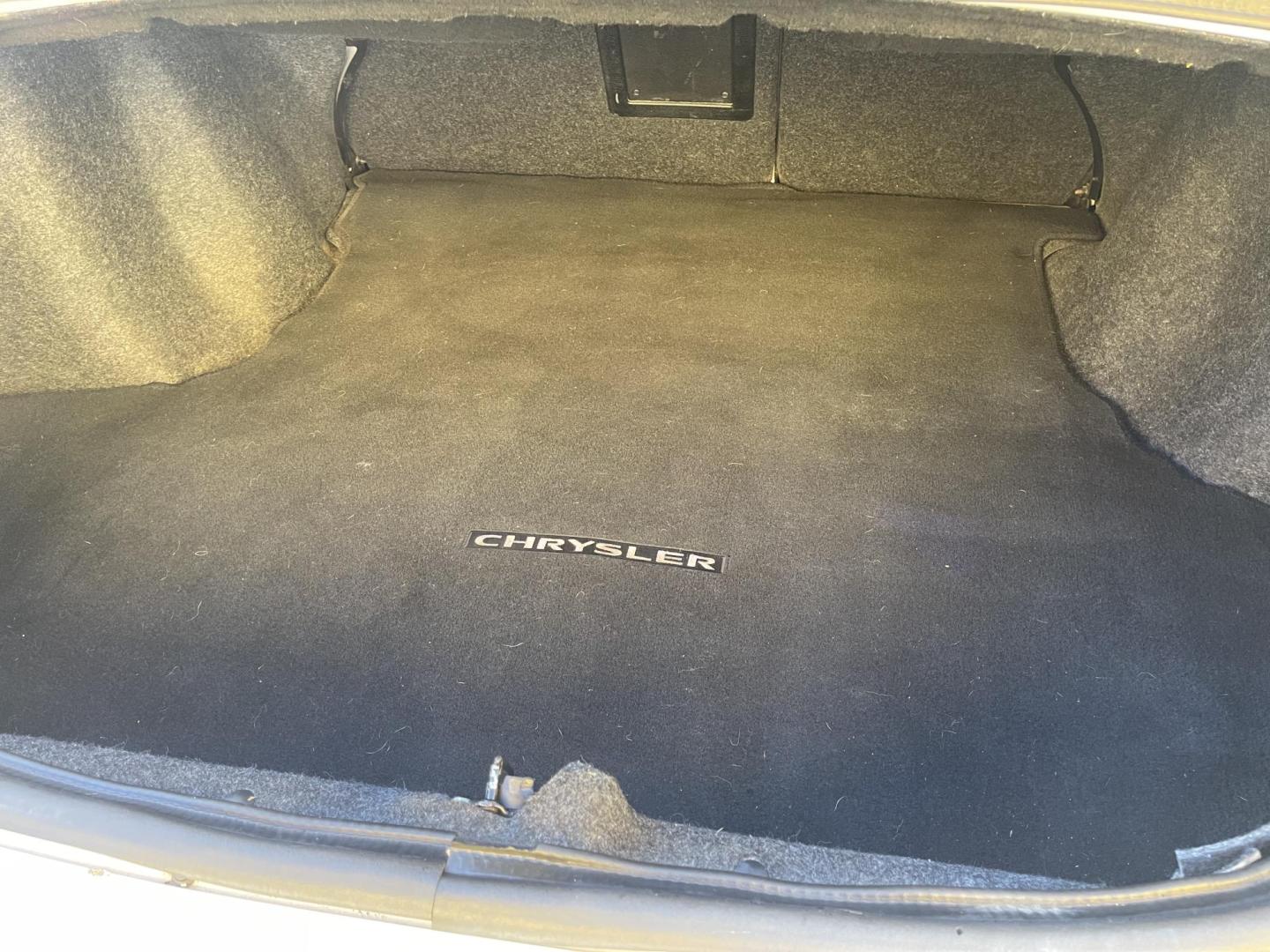2013 Galaxy White /Black Chrysler 200 Touring (1C3CCBBG1DN) with an 3.6L V6 DOHC 24V FFV engine, 6-Speed Automatic transmission, located at 801 South State Street, Salt Lake City, UT, 84111, (801) 328-0098, 40.751953, -111.888206 - Clean title! No reported accidents on Carfax! Features: Alloy Wheels, Cloth Seats, Satellite Radio Ready, ABS Brakes, Auxiliary Audio Input, Power Locks, Rear Defroster, AM/FM Stereo, CD Audio, Power Mirrors, Side Airbags, Air Conditioning, Cruise Control, Power Seat(s), Traction Control, Automati - Photo#25