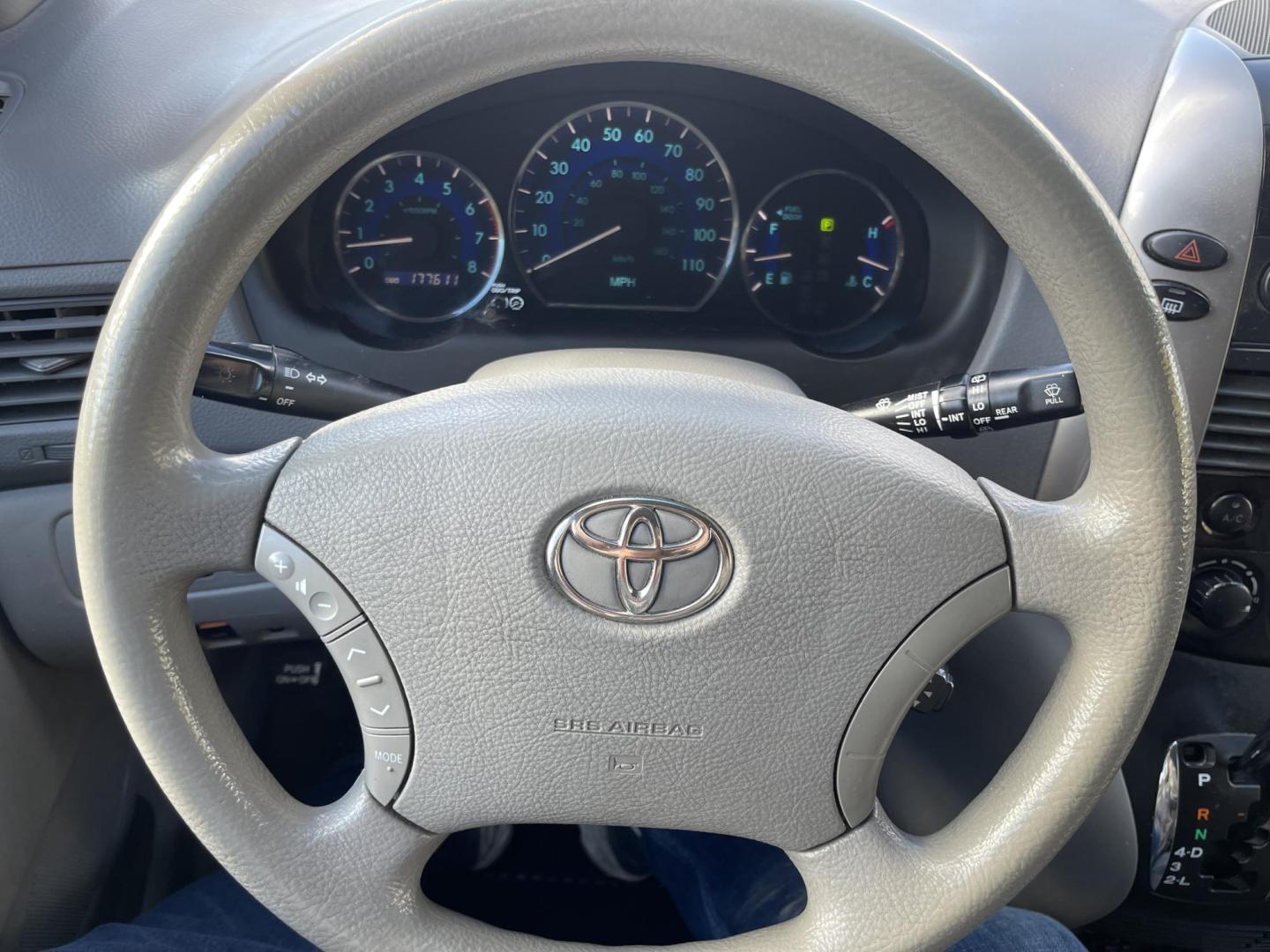2006 Silver Sky Metallic /Gray Toyota Sienna CE 7-Passenger Seating (5TDZA23CX6S) with an 3.3L V6 DOHC 24V engine, 5-Speed Automatic Overdrive transmission, located at 801 South State Street, Salt Lake City, UT, 84111, (801) 328-0098, 40.751953, -111.888206 - Great affordable family van! 7 passenger seating with 3rd row seating! Good condition for the year, make and miles! *Branded Title* *Rebuilt/Restored* Features Top Features: Cloth Seats, Rear Air Conditioning, Fold-Away Third Row, Third Row Seat, Quad Seats, ABS Brakes, Auxiliary Audio Input, Ove - Photo#13