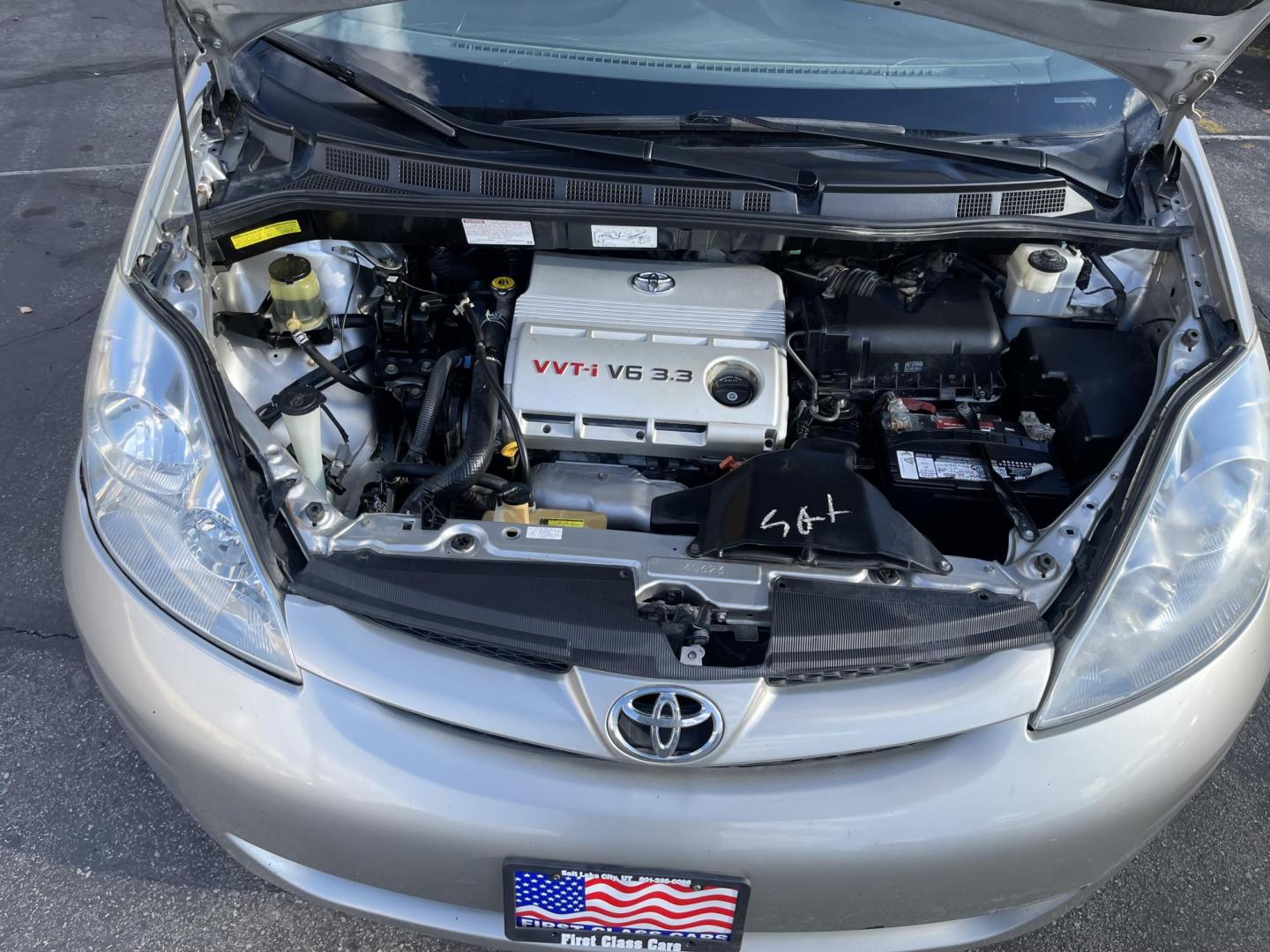 2006 Silver Sky Metallic /Gray Toyota Sienna CE 7-Passenger Seating (5TDZA23CX6S) with an 3.3L V6 DOHC 24V engine, 5-Speed Automatic Overdrive transmission, located at 801 South State Street, Salt Lake City, UT, 84111, (801) 328-0098, 40.751953, -111.888206 - Great affordable family van! 7 passenger seating with 3rd row seating! Good condition for the year, make and miles! *Branded Title* *Rebuilt/Restored* Features Top Features: Cloth Seats, Rear Air Conditioning, Fold-Away Third Row, Third Row Seat, Quad Seats, ABS Brakes, Auxiliary Audio Input, Ove - Photo#17