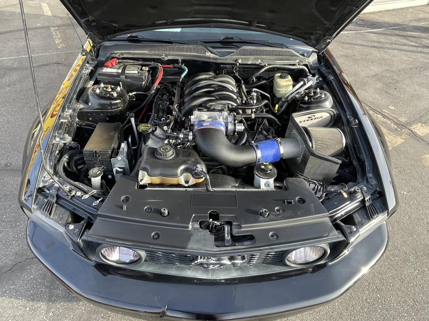 2007 Black /Black Ford Mustang GT Deluxe Coupe (1ZVFT82H975) with an 4.6L V8 SOHC 24V engine, Manual transmission, located at 801 South State Street, Salt Lake City, UT, 84111, (801) 328-0098, 40.751953, -111.888206 - Clean title! Originally from dry climate area according to the Carfax has only been in Utah since 2018! Dry climate clean car in great condition. Very nice clean car in great condition!!! GT Deluxe with nice leather, nice wheels and air intake! Features: Alloy Wheels, Bluetooth Technology, Leather - Photo#19