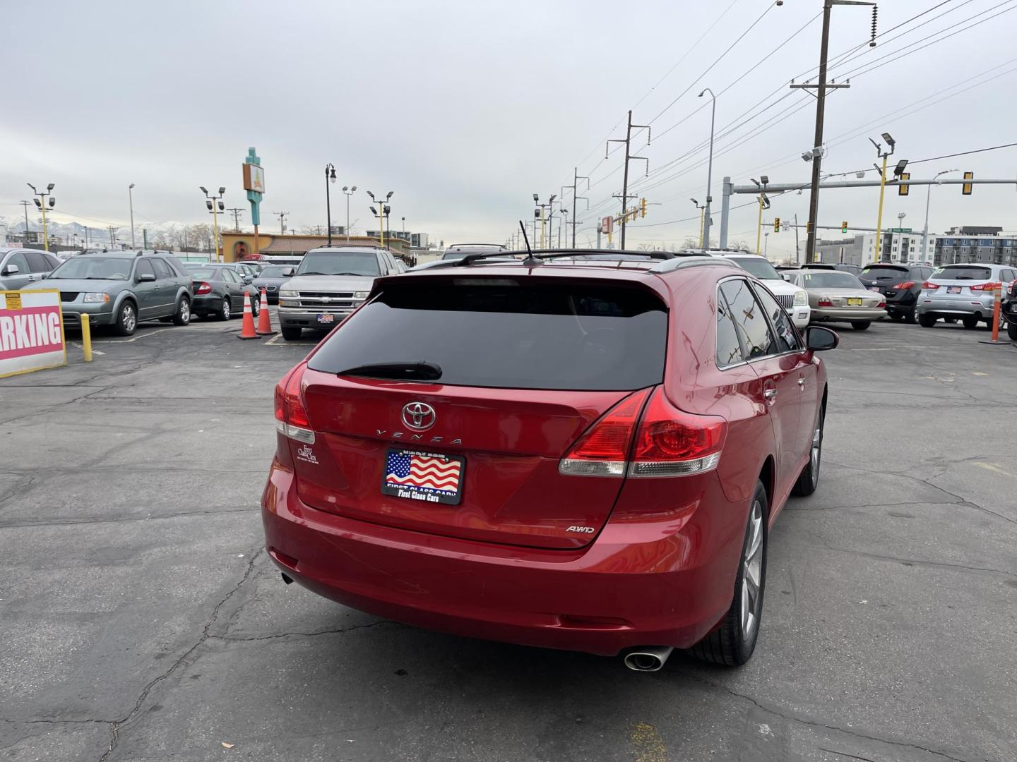 2009 Rallye Red /Tan Toyota Venza AWD V6 (4T3BK11A69U) with an 3.5L V6 DOHC 24V engine, 6-Speed Automatic transmission, located at 801 South State Street, Salt Lake City, UT, 84111, (801) 328-0098, 40.751953, -111.888206 - Clean title! Great in the snow with AWD! Nice car with great gas mileage and good in the Utah snow! Must see for anyone looking for a nice affordable AWD!!! Features: 20 Inch Plus Wheels, Cloth Seats, AWD, Rear View Camera, Alloy Wheels, Satellite Radio Ready, ABS Brakes, CD Audio, Power Mirrors, S - Photo#7