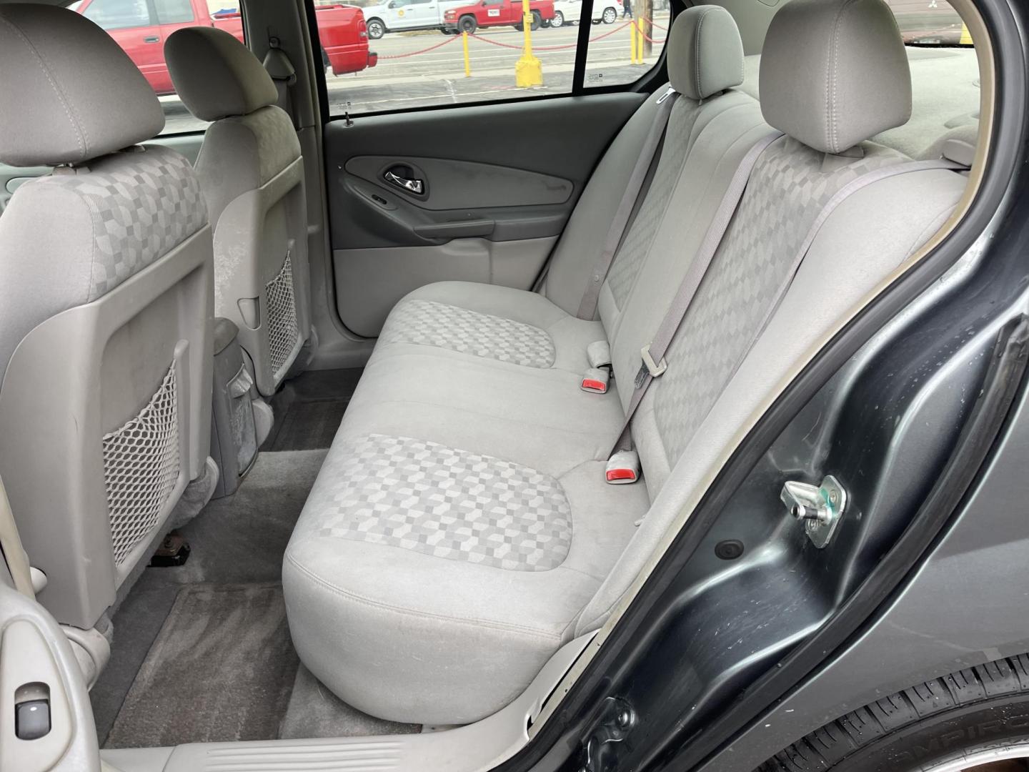 2005 Ingot Silver Metallic /Gray Chevrolet Malibu LS (1G1ZT52805F) with an 3.5L V6 OHV 12V engine, 4-Speed Automatic Overdrive transmission, located at 801 South State Street, Salt Lake City, UT, 84111, (801) 328-0098, 40.751953, -111.888206 - Clean title good reliable commuter vehicle for anyone looking for reliable transportation to go to and from work. Vehicle has passed emissions and ready to license. Features: 3.5 Liter V6 engine, Front wheel drive, automatic, power locks, power windows, cloth seats, am/fm/cd radio, power mirrors, - Photo#12