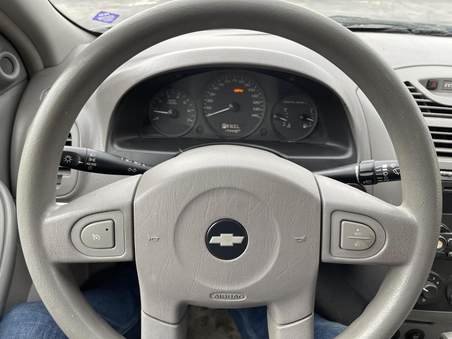 2005 Ingot Silver Metallic /Gray Chevrolet Malibu LS (1G1ZT52805F) with an 3.5L V6 OHV 12V engine, 4-Speed Automatic Overdrive transmission, located at 801 South State Street, Salt Lake City, UT, 84111, (801) 328-0098, 40.751953, -111.888206 - Clean title good reliable commuter vehicle for anyone looking for reliable transportation to go to and from work. Vehicle has passed emissions and ready to license. Features: 3.5 Liter V6 engine, Front wheel drive, automatic, power locks, power windows, cloth seats, am/fm/cd radio, power mirrors, - Photo#14