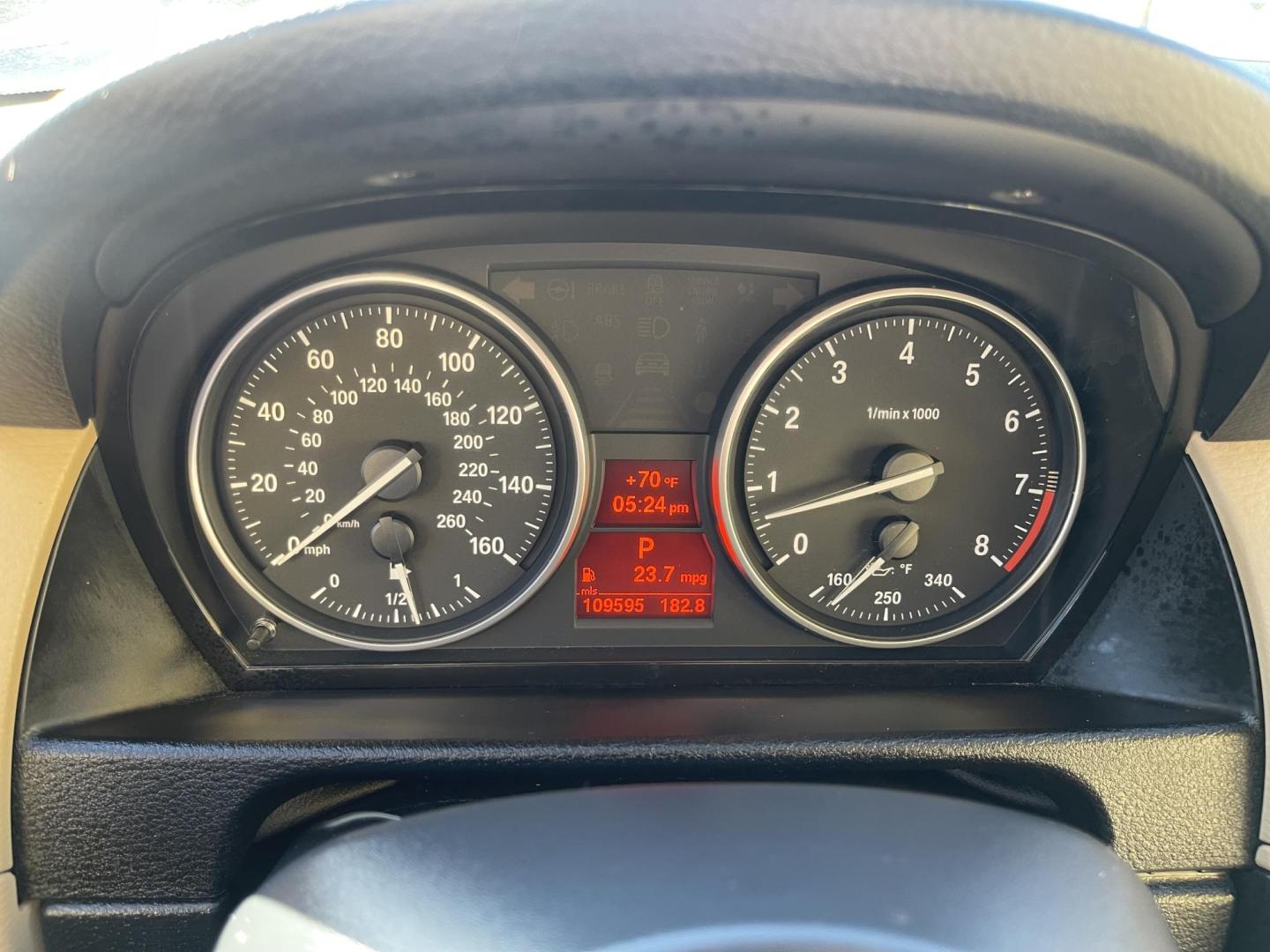 2013 Super White /Tan BMW X1 xDrive35i (WBAVM5C51DV) with an 3.0L L6 DOHC 24V engine, 6-Speed Automatic transmission, located at 801 South State Street, Salt Lake City, UT, 84111, (801) 328-0098, 40.751953, -111.888206 - Super clean immaculate condition inside and out! AWD great all year SUV! Clean title! Hard to find car! No accidents on Carfax! Only 2 previous owners! Originally from Florida according to Carfax it came to Utah with the second owner. Features: 4WD/AWD, Memory Seat(s), Alloy Wheels, Navigation Syst - Photo#22