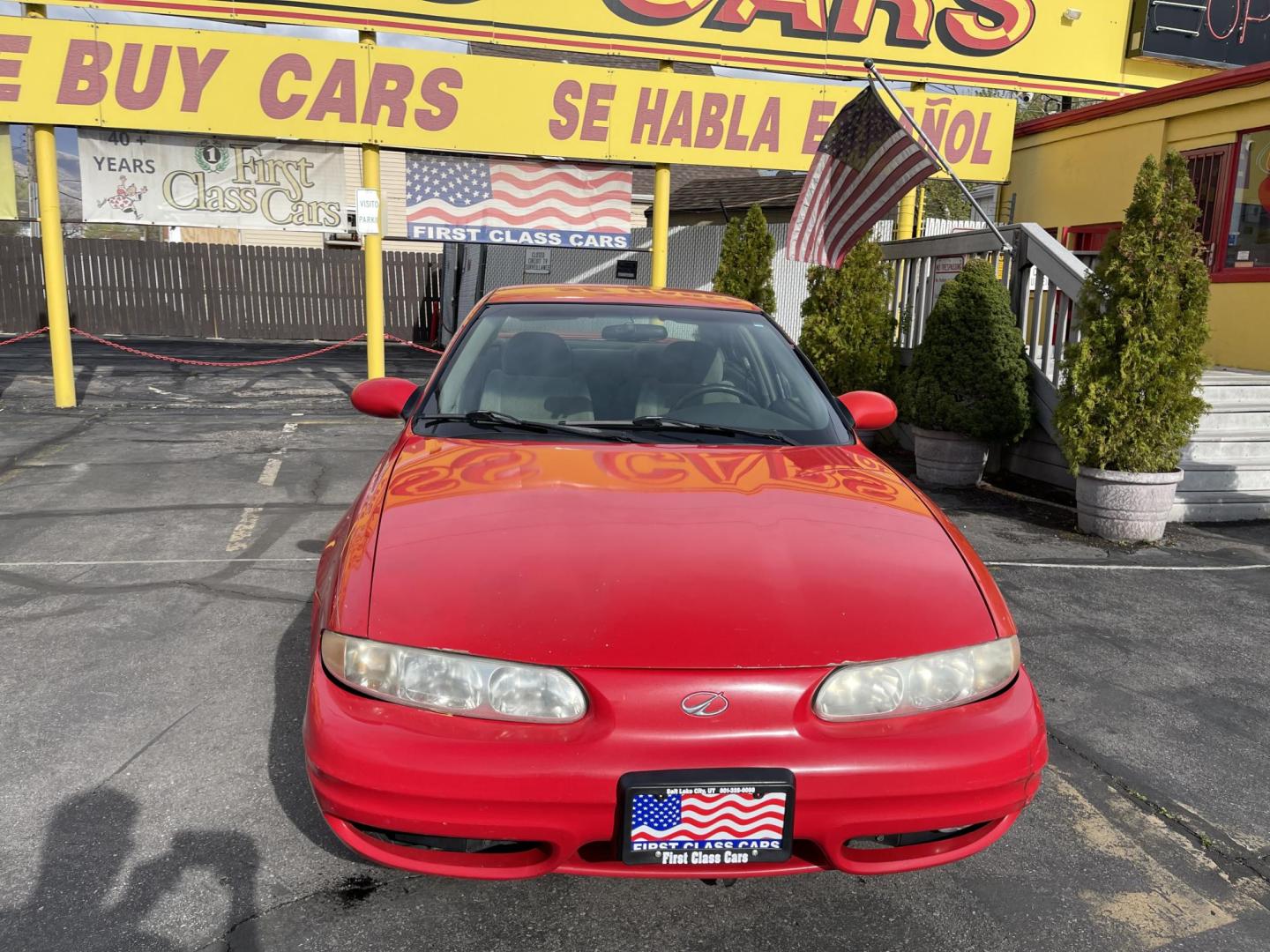 2000 Rallye Red /BROWN Oldsmobile Alero GL1 Sedan (1G3NL52T3YC) with an 2.4L L4 DOHC 16V engine, 5-Speed Manual Overdrive transmission, located at 801 South State Street, Salt Lake City, UT, 84111, (801) 328-0098, 40.751953, -111.888206 - Features: Automatic, power locks, power windows, power seat, alloy wheels, am/fm/cd, cloth interior, 4 cylinder 2.4 liter motor, electronic defrost, * All advertised prices are just dollars above cost to make room for new inventory these are our cash prices plus taxes, licensing and dealer fees. A - Photo#2