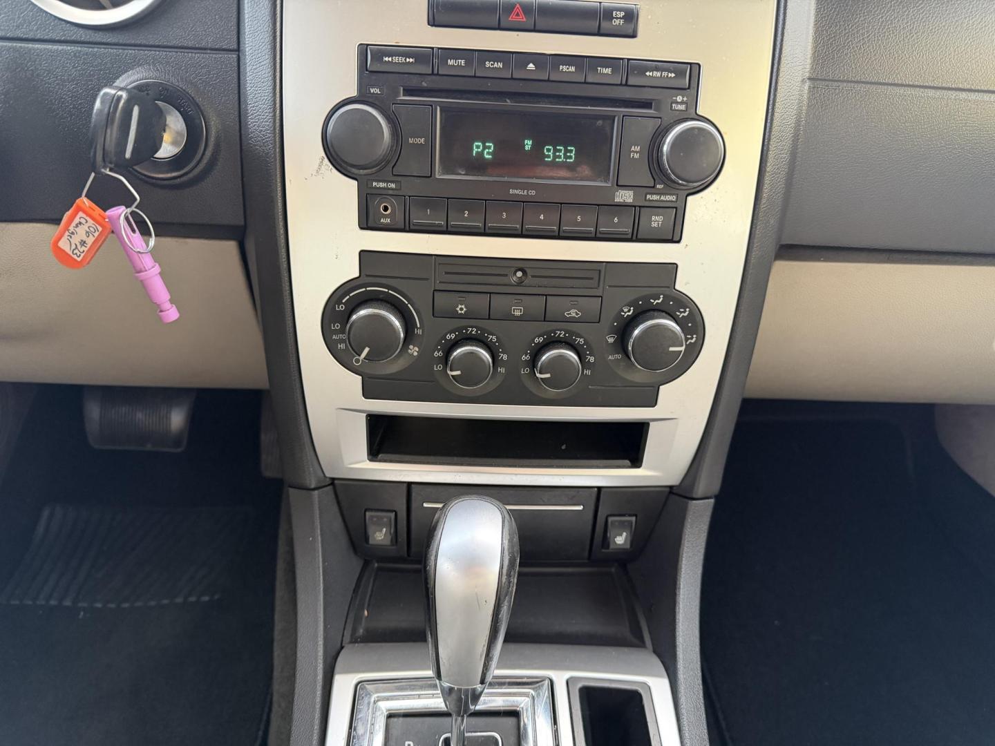 2006 Flame Red /TAN Dodge Charger R/T (2B3KA53H56H) with an 5.7L V8 OHV 16V engine, 5-Speed Automatic Overdrive transmission, located at 801 South State Street, Salt Lake City, UT, 84111, (801) 328-0098, 40.751953, -111.888206 - Clean title! No accidents on Carfax! Good running vehicle! Affordable transportation! Features: Automatic, Leather Seats, Heated Seats, Power Seats, Alloy Wheels, am/fm/cd radio, 5.7 Liter V8, power windows, power locks, moonroof, * All advertised prices are just dollars above cost to make room - Photo#12