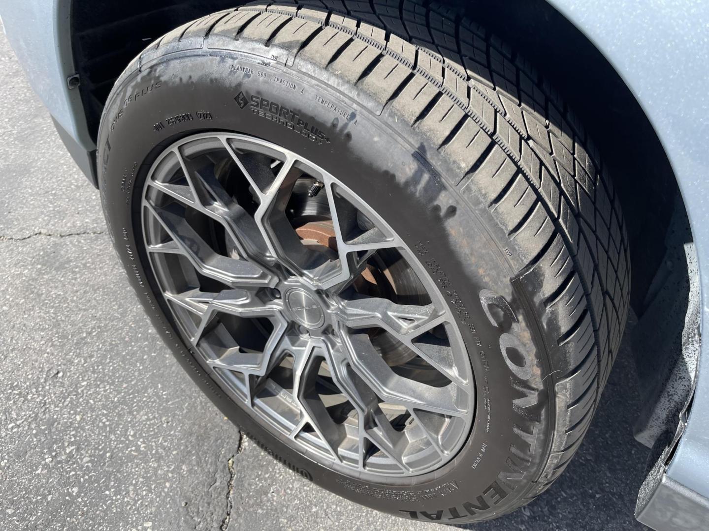 2008 True Blue Metallic /Tan Lexus RX 350 AWD (2T2HK31U38C) with an 3.5L V6 engine, 5-Speed Automatic Overdrive transmission, located at 801 South State Street, Salt Lake City, UT, 84111, (801) 328-0098, 40.751953, -111.888206 - Extra clean car! Hard find with low miles. Clean all year vehicle great for winter as well with all wheel drive! Has good tires Continental all season tires. Features: 4WD/AWD, Navigation, Blue-tooth stereo syetem, Aux audi input, Apple Car play/Android car play, Heated seats, Alloy Wheels, Leathe - Photo#11