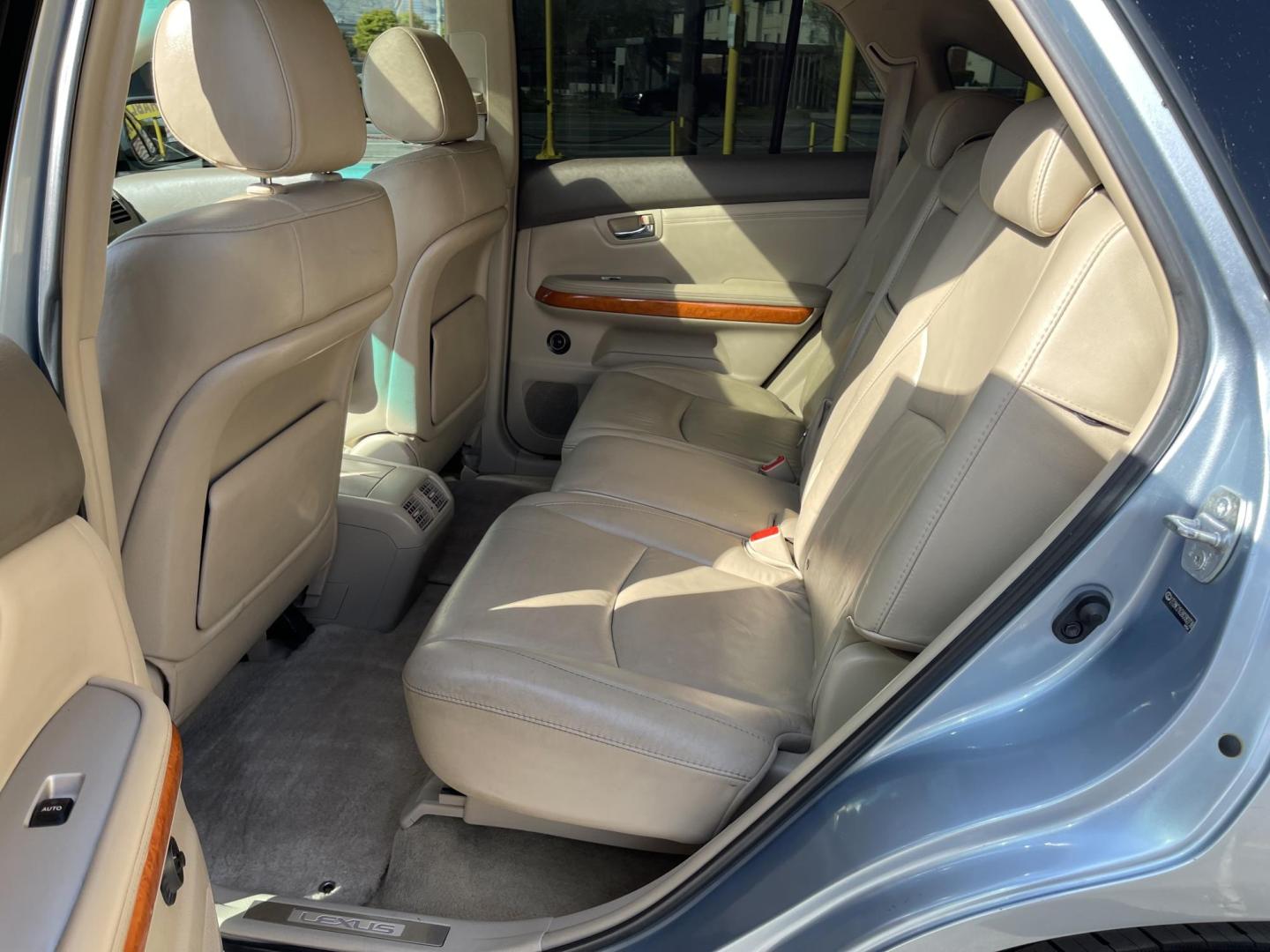 2008 True Blue Metallic /Tan Lexus RX 350 AWD (2T2HK31U38C) with an 3.5L V6 engine, 5-Speed Automatic Overdrive transmission, located at 801 South State Street, Salt Lake City, UT, 84111, (801) 328-0098, 40.751953, -111.888206 - Extra clean car! Hard find with low miles. Clean all year vehicle great for winter as well with all wheel drive! Has good tires Continental all season tires. Features: 4WD/AWD, Navigation, Blue-tooth stereo syetem, Aux audi input, Apple Car play/Android car play, Heated seats, Alloy Wheels, Leathe - Photo#15