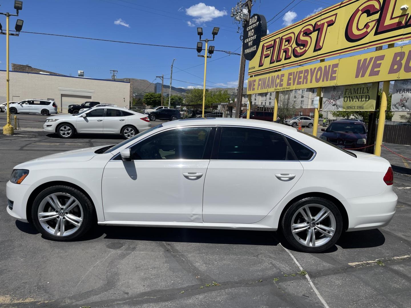 2015 Super White /Tan Volkswagen Passat TDI SE 6A w/ Sunroof (1VWBV7A31FC) with an 2.0L L4 DOHC 16V TURBO DIESEL engine, 6-Speed Automatic transmission, located at 801 South State Street, Salt Lake City, UT, 84111, (801) 328-0098, 40.751953, -111.888206 - Clean title! Hard to find Turbo Diesel engine great gas mileage! The EPA-estimated fuel economy is an excellent 34 mpg combined (30 city/42 highway). Clean car inside and out this vehicle is in immaculate condition this is a must see for any looking for a clean diesel Passat!!! Every car at First Cl - Photo#9
