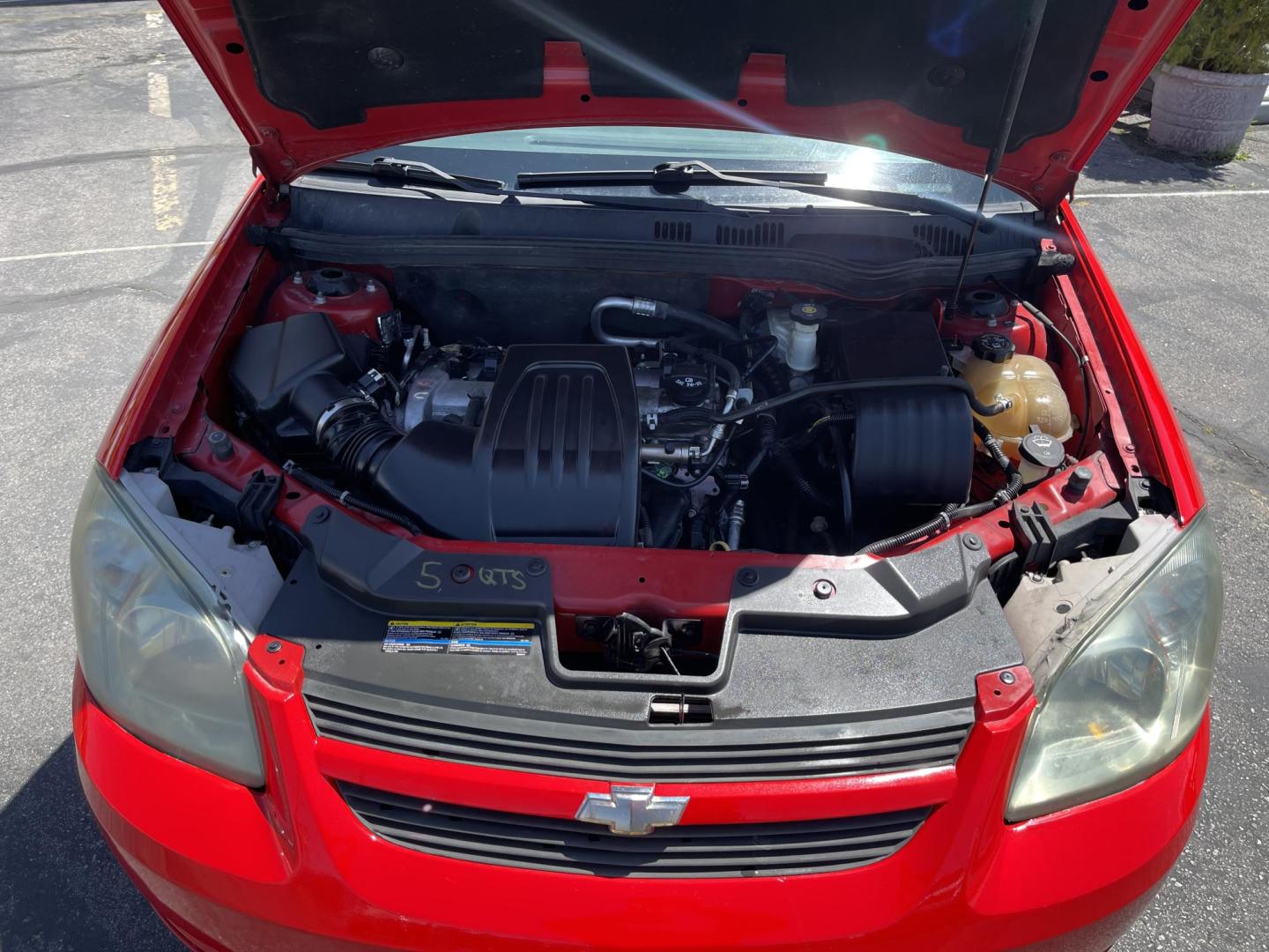 2010 Rallye Red /Black Chevrolet Cobalt LT1 Sedan (1G1AD5F56A7) with an 2.2L L4 DOHC 16V engine, 4-Speed Automatic transmission, located at 801 South State Street, Salt Lake City, UT, 84111, (801) 328-0098, 40.751953, -111.888206 - Clean title! Must see for anyone looking for good affordable transportation good on gas! Carfax states this car has has been regularly serviced and maintained Carfax shows over 34 maintenance records that have been reported that includes regular & service oil changes. The 2010 Chevrolet Cobalt LT of - Photo#19