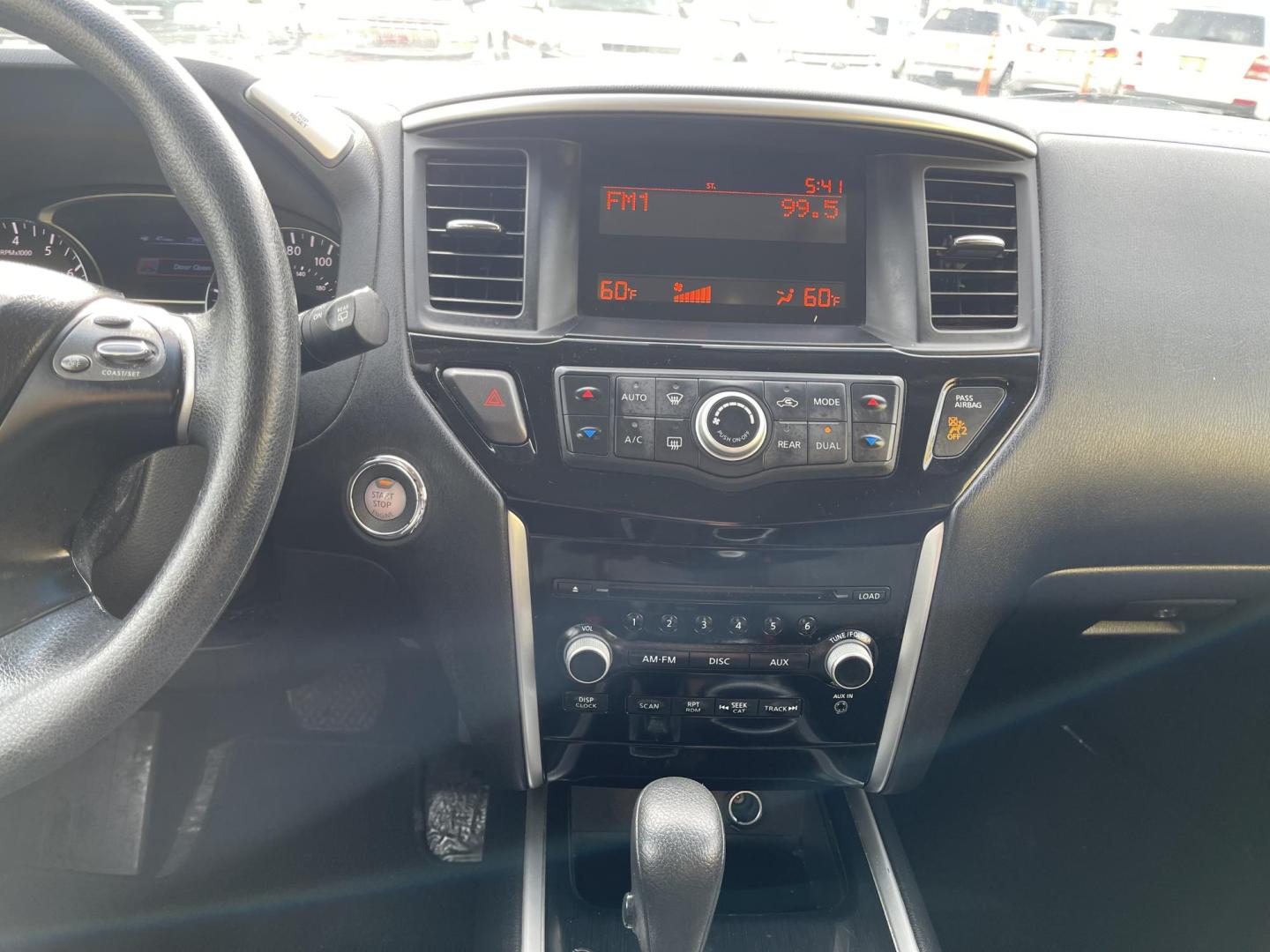 2013 Super White /Black Nissan Pathfinder LE 4WD (5N1AR2MM9DC) with an 3.5L V6 DOHC 24V engine, Continuously Variable Transmission transmission, located at 801 South State Street, Salt Lake City, UT, 84111, (801) 328-0098, 40.751953, -111.888206 - Clean title only 2 owners on Carfax! Spacious 3rd row seating! Perfect family vehicle! Carfax shows regular service history! Vehicle has been maintained and kept in good condition by previous owners! Perfect all year vehicle with 4 wheel drive! Features: 4x4, Alloy Wheels, Rear Air Conditioning, C - Photo#18