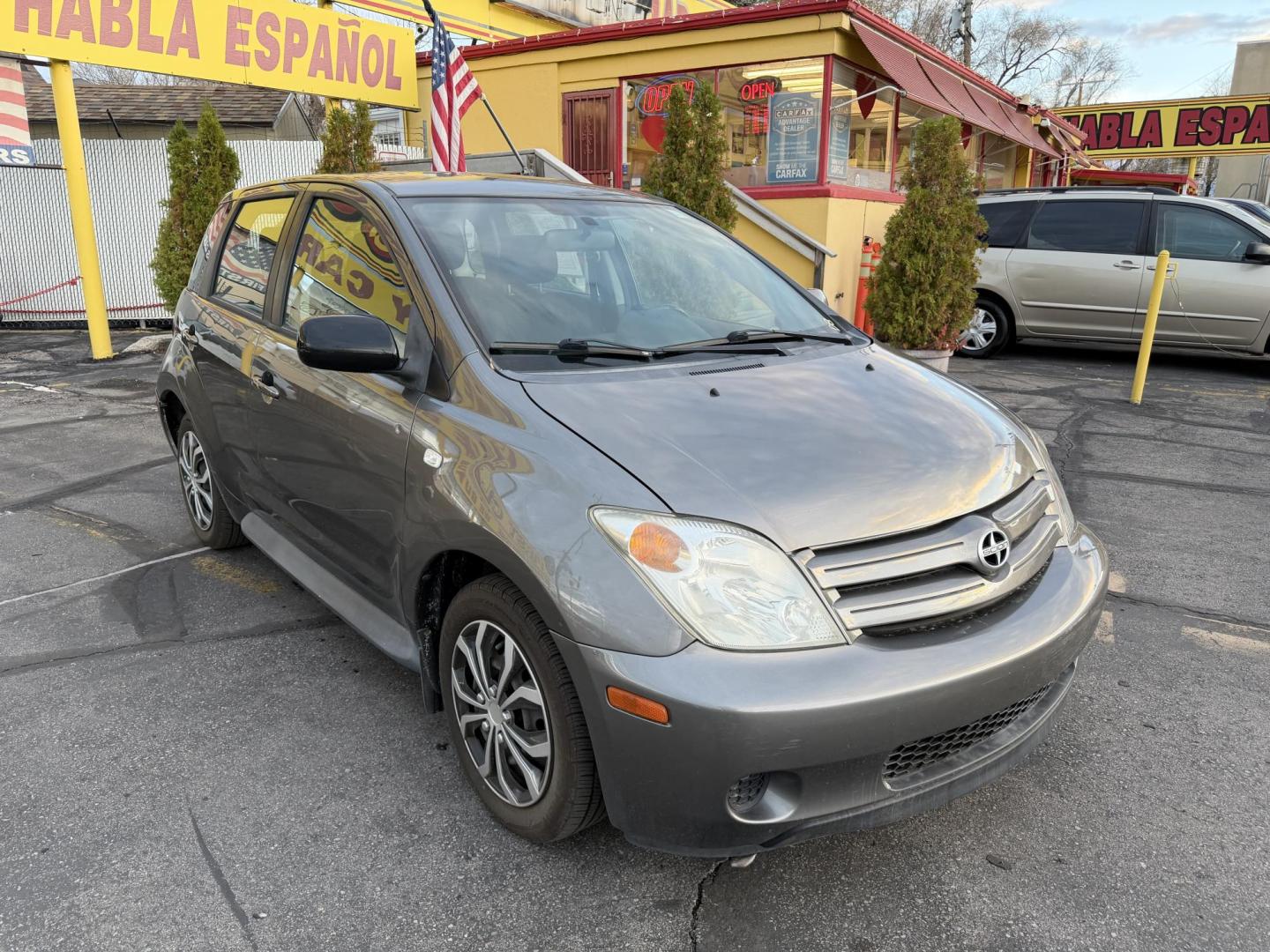2005 Mineral Gray Metallic /Black Scion xA Hatchback (JTKKT624950) with an 1.5L L4 DOHC 16V engine, Automatic transmission, located at 801 South State Street, Salt Lake City, UT, 84111, (801) 328-0098, 40.751953, -111.888206 - Clean title! Gas saver The 2005 Scion xA Hatchback has an EPA-estimated gas mileage of 27 mpg in the city and 35 mpg on the highway!!! Great car for anyone looking for affordable reliable transportation! Scion is made by Toyota so this has affordability but dependable with a Toyota motor and Toyota - Photo#3