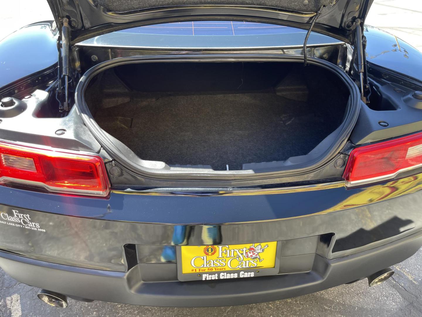 2015 Black /BLACK Chevrolet Camaro 2LS Coupe (2G1FB1E36F9) with an 3.6L V6 DOHC 24V FFV engine, 6-Speed Automatic transmission, located at 801 South State Street, Salt Lake City, UT, 84111, (801) 328-0098, 40.751953, -111.888206 - Clean title! Must see for anyone looking for a nice clean Camaro in good condition inside and out! Black interior and exterior black as well real nice look to it! Approved for up to a 5 year warranty through our warranty company. In house financing available for anyone with bad or no credit situatio - Photo#24