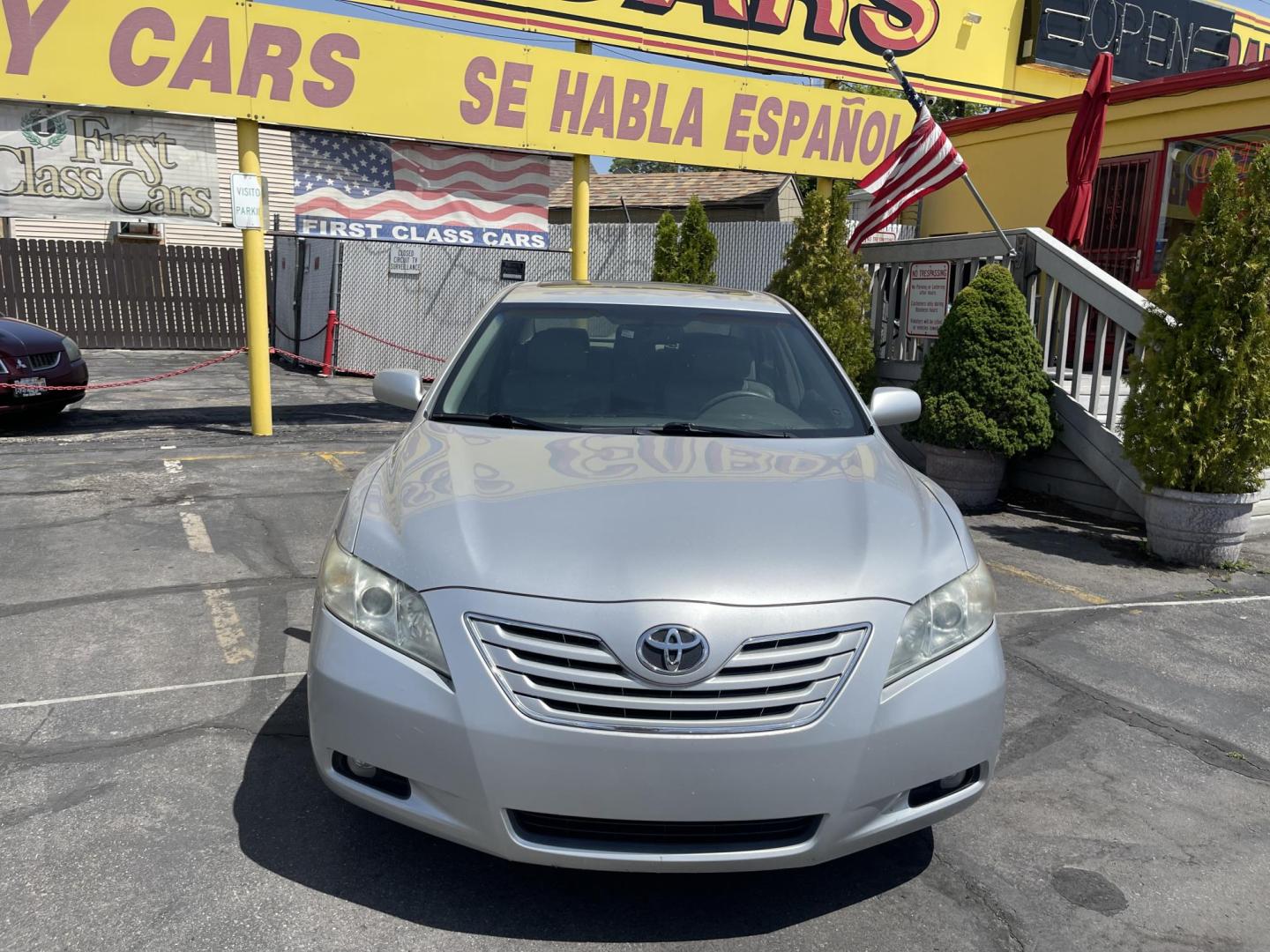 2007 Silver Sky Metallic /Tan Toyota Camry LE V6 (4T1BK46K47U) with an 3.5L V6 DOHC 24V engine, 6-Speed Automatic Overdrive transmission, located at 801 South State Street, Salt Lake City, UT, 84111, (801) 328-0098, 40.751953, -111.888206 - Clean title! Super low Miles for the year! No accidents on Carfax! 22 service records on Carfax that show regular maintenance and service including oil changes! From a dry climate area in Arizona has not been in the Utah snow yet! Approved for up to a 5 year warranty through our national warranty co - Photo#2