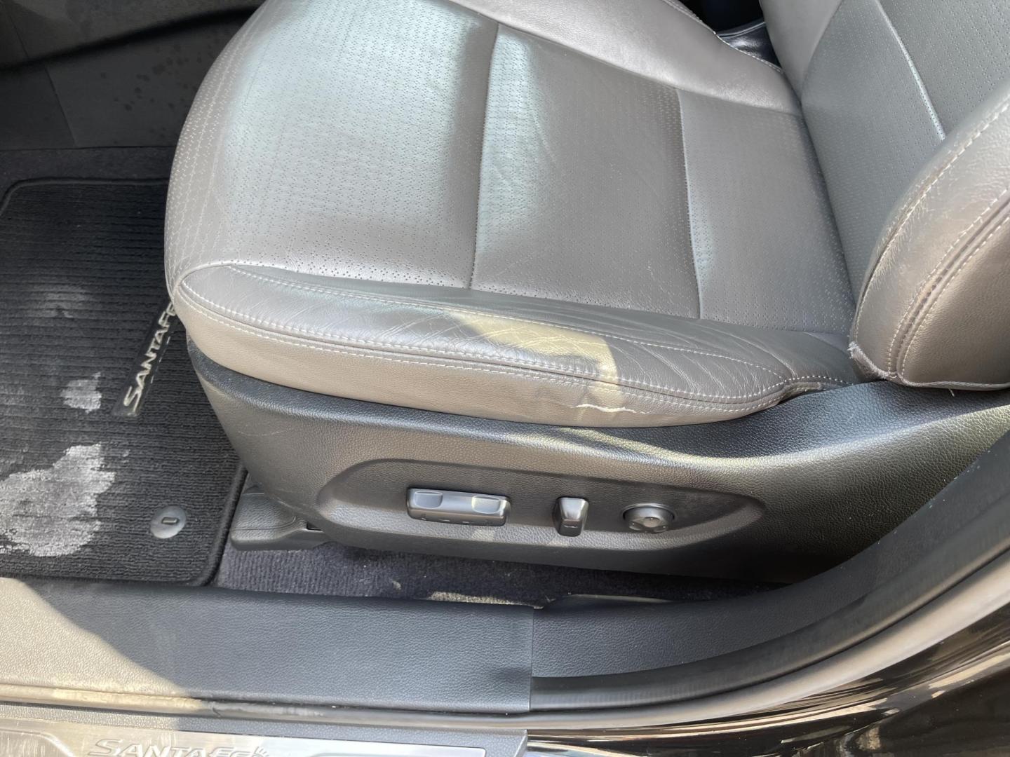 2013 Black /Tan Hyundai Santa Fe GLS AWD (KM8SNDHF2DU) with an 3.3L V6 DOHC 24V engine, 6-Speed Automatic transmission, located at 801 South State Street, Salt Lake City, UT, 84111, (801) 328-0098, 40.751953, -111.888206 - Super clean 2013 Santa Fe inside and out very clean SUV! Clean title! 3rd row seating! Leather Seats! All Wheel Drive! Approved for up to a 5 year bumper to bumper warranty that covers every major part! This is a must see for anyone looking for a clean SUV with 3rd row seating! Features: 4WD/AWD, A - Photo#19