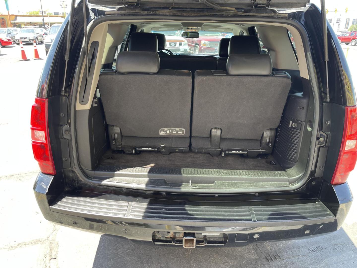 2014 Black /Black Chevrolet Tahoe LT 4WD (1GNSKBE08ER) with an 5.3L V8 OHV 16V FFV engine, 6-Speed Automatic transmission, located at 801 South State Street, Salt Lake City, UT, 84111, (801) 328-0098, 40.751953, -111.888206 - Clean title! Immaculate condition inside and out! Must see 3rd row SUV with 4x4 and leather interior! Approved for up to a 5 year warranty through Protective! Already passed Utah state emissions and been inspected by a mechanic and approved for up to a 5 year powertrain warranty by the warranty mech - Photo#24