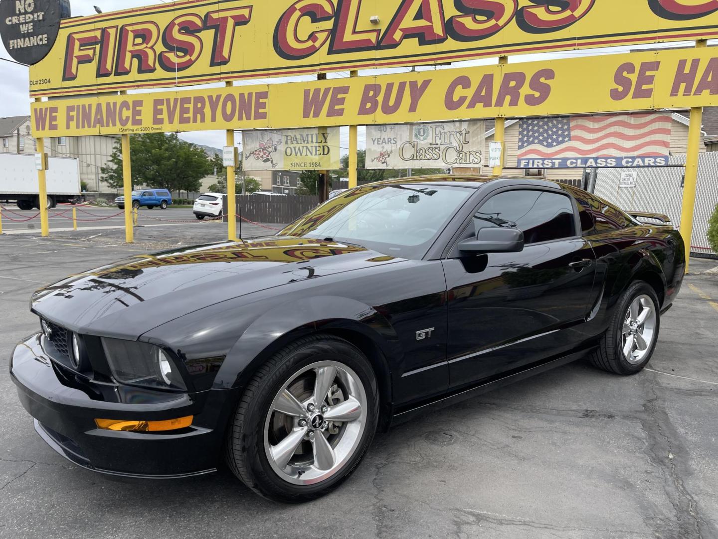 2007 Black /BLACK Ford Mustang GT Deluxe Coupe (1ZVFT82H075) with an 4.6L V8 SOHC 24V engine, Manual transmission, located at 801 South State Street, Salt Lake City, UT, 84111, (801) 328-0098, 40.751953, -111.888206 - ??Clean title 1 owner, no accidents! Immaculate condition inside and out must see! Very clean, this is the model everyone wants the GT V8 with Manual transmission super nice Mustang! Hard to find with the GT V8 and manual we don't see very many any more especially in excellent condition like this on - Photo#1