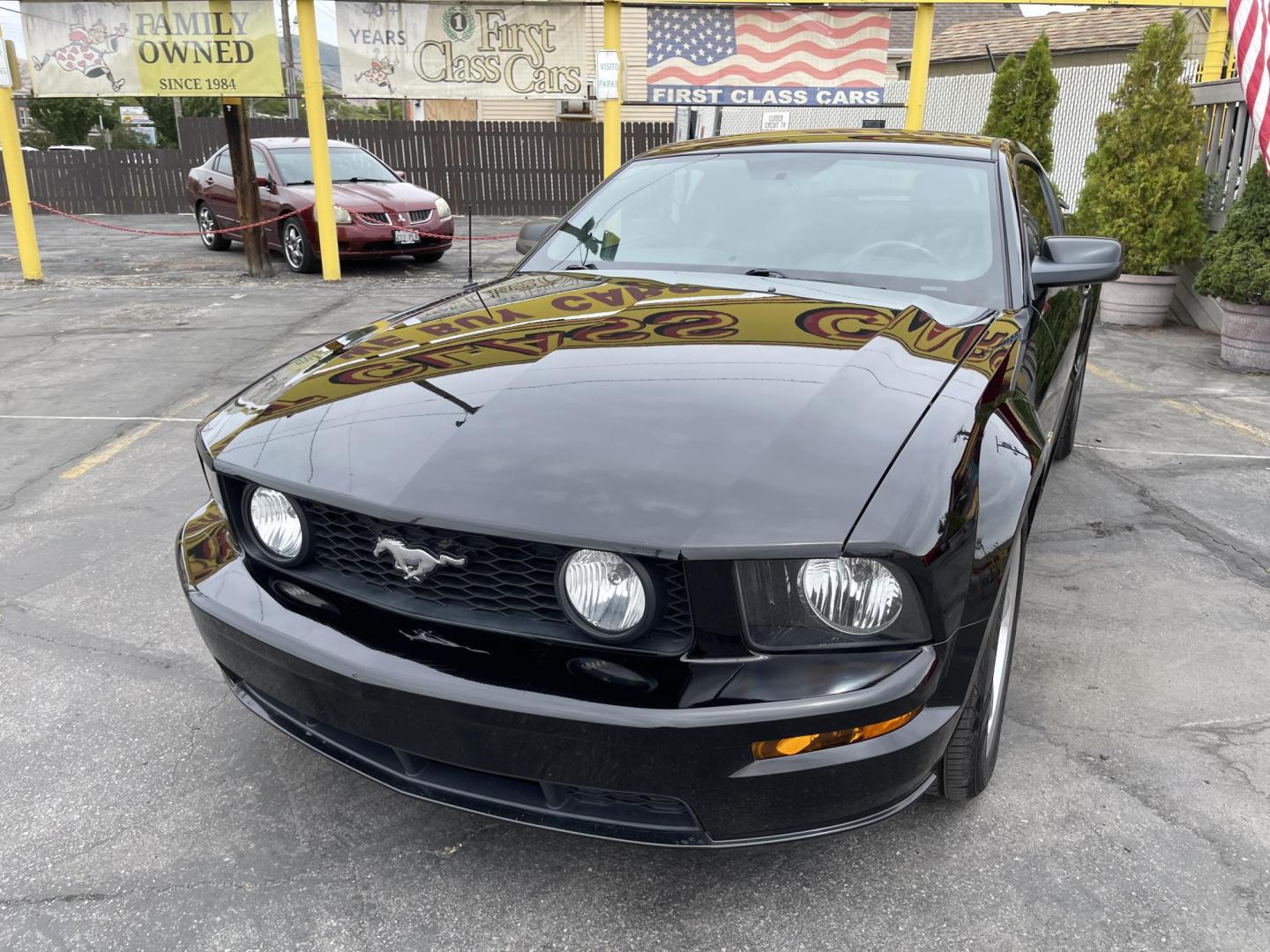 2007 Black /BLACK Ford Mustang GT Deluxe Coupe (1ZVFT82H075) with an 4.6L V8 SOHC 24V engine, Manual transmission, located at 801 South State Street, Salt Lake City, UT, 84111, (801) 328-0098, 40.751953, -111.888206 - ??Clean title 1 owner, no accidents! Immaculate condition inside and out must see! Very clean, this is the model everyone wants the GT V8 with Manual transmission super nice Mustang! Hard to find with the GT V8 and manual we don't see very many any more especially in excellent condition like this on - Photo#4