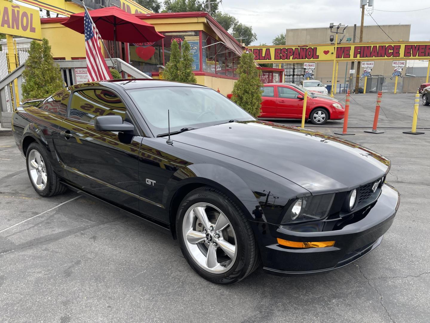 2007 Black /BLACK Ford Mustang GT Deluxe Coupe (1ZVFT82H075) with an 4.6L V8 SOHC 24V engine, Manual transmission, located at 801 South State Street, Salt Lake City, UT, 84111, (801) 328-0098, 40.751953, -111.888206 - ??Clean title 1 owner, no accidents! Immaculate condition inside and out must see! Very clean, this is the model everyone wants the GT V8 with Manual transmission super nice Mustang! Hard to find with the GT V8 and manual we don't see very many any more especially in excellent condition like this on - Photo#7