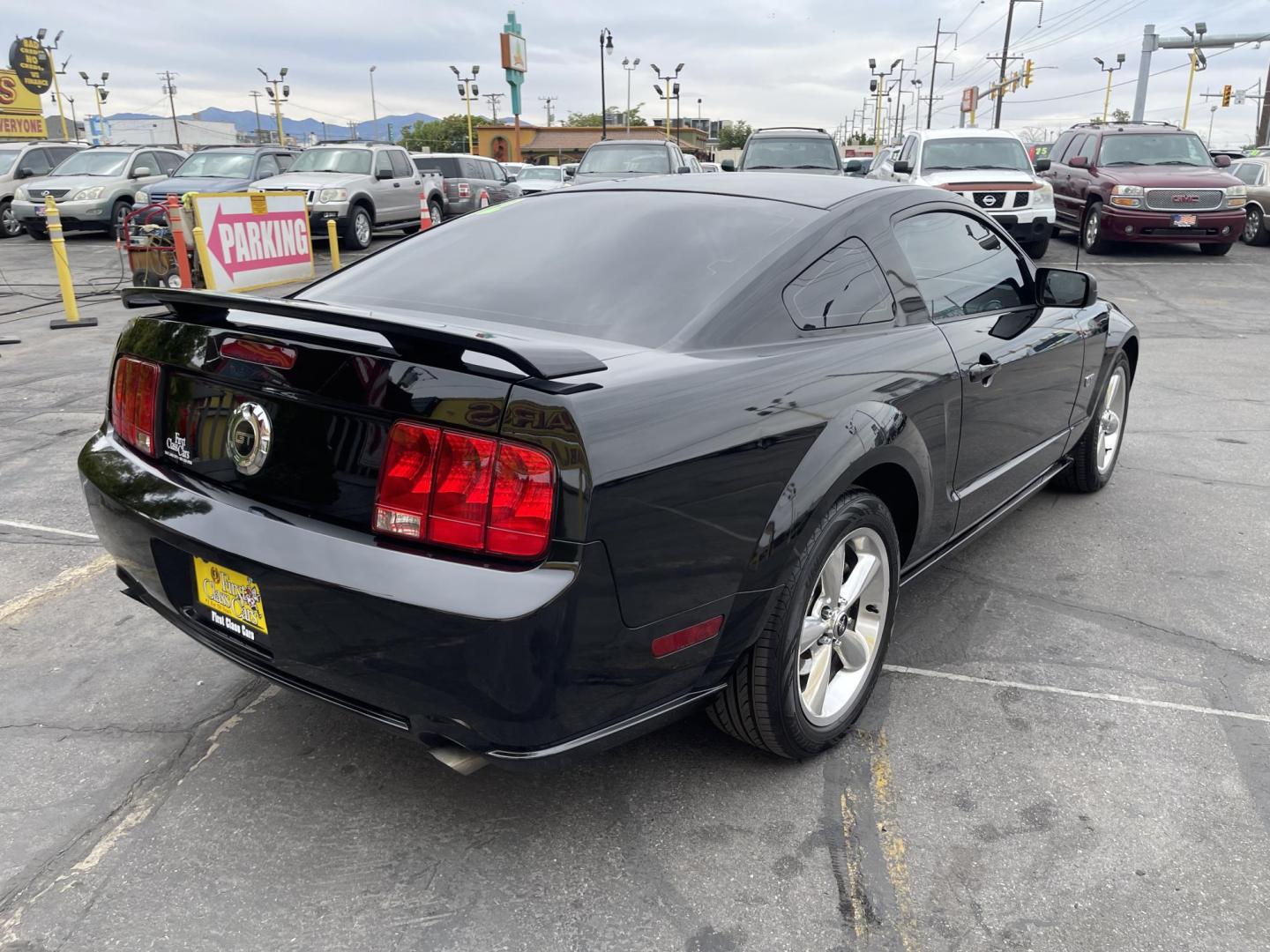 2007 Black /BLACK Ford Mustang GT Deluxe Coupe (1ZVFT82H075) with an 4.6L V8 SOHC 24V engine, Manual transmission, located at 801 South State Street, Salt Lake City, UT, 84111, (801) 328-0098, 40.751953, -111.888206 - ??Clean title 1 owner, no accidents! Immaculate condition inside and out must see! Very clean, this is the model everyone wants the GT V8 with Manual transmission super nice Mustang! Hard to find with the GT V8 and manual we don't see very many any more especially in excellent condition like this on - Photo#10