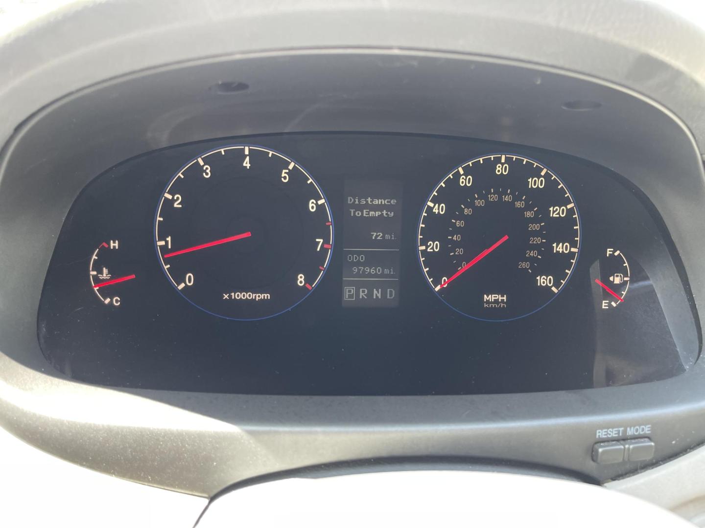 2007 Silver Sky Metallic /Gray Hyundai Azera Limited (KMHFC46FX7A) with an 3.8L V6 DOHC 24V engine, 5-Speed Automatic Overdrive transmission, located at 801 South State Street, Salt Lake City, UT, 84111, (801) 328-0098, 40.751953, -111.888206 - Clean title!!! Wow low miles only 97,932 miles that is extremely low and hard to find in this price range for a 2007 year car. This vehicle is in great shape inside and out and has been taken car of and cared for. The gentlemen that owned this before the most previous owner was an older gentlemen th - Photo#23