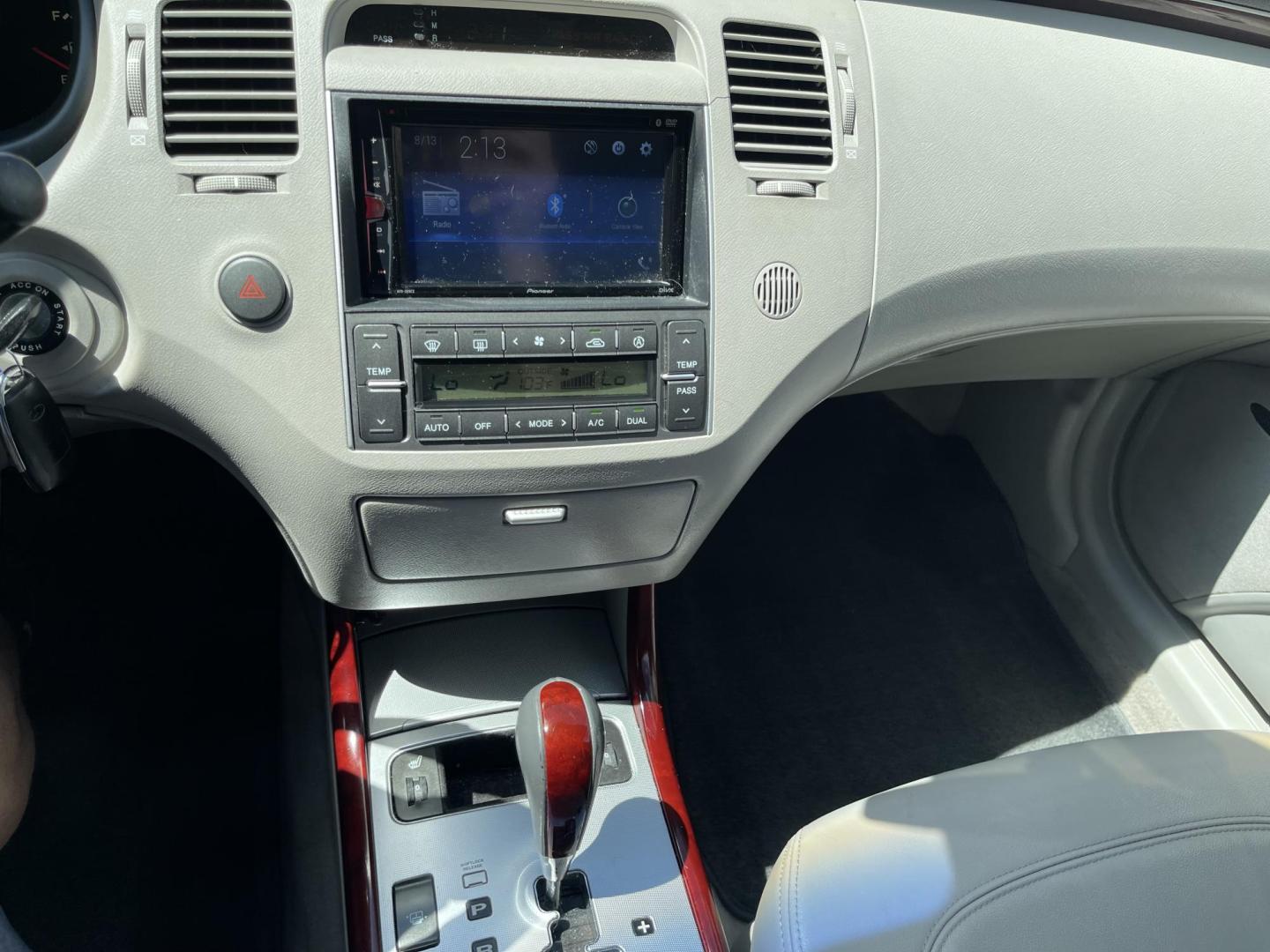 2007 Silver Sky Metallic /Gray Hyundai Azera Limited (KMHFC46FX7A) with an 3.8L V6 DOHC 24V engine, 5-Speed Automatic Overdrive transmission, located at 801 South State Street, Salt Lake City, UT, 84111, (801) 328-0098, 40.751953, -111.888206 - Clean title!!! Wow low miles only 97,932 miles that is extremely low and hard to find in this price range for a 2007 year car. This vehicle is in great shape inside and out and has been taken car of and cared for. The gentlemen that owned this before the most previous owner was an older gentlemen th - Photo#20