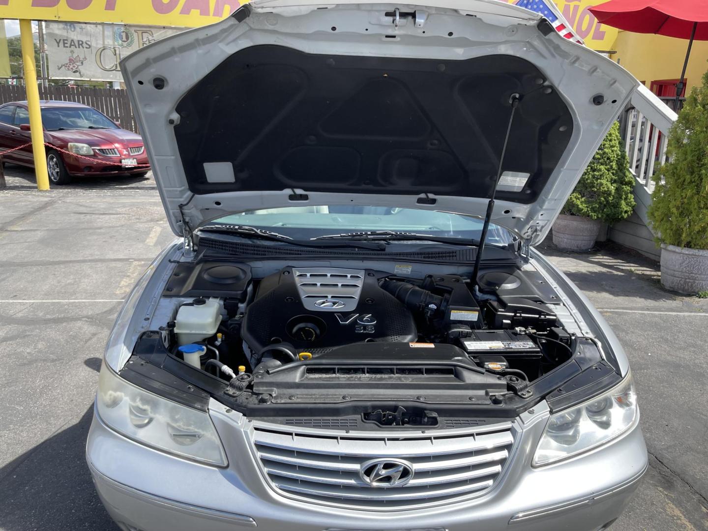 2007 Silver Sky Metallic /Gray Hyundai Azera Limited (KMHFC46FX7A) with an 3.8L V6 DOHC 24V engine, 5-Speed Automatic Overdrive transmission, located at 801 South State Street, Salt Lake City, UT, 84111, (801) 328-0098, 40.751953, -111.888206 - Clean title!!! Wow low miles only 97,932 miles that is extremely low and hard to find in this price range for a 2007 year car. This vehicle is in great shape inside and out and has been taken car of and cared for. The gentlemen that owned this before the most previous owner was an older gentlemen th - Photo#29