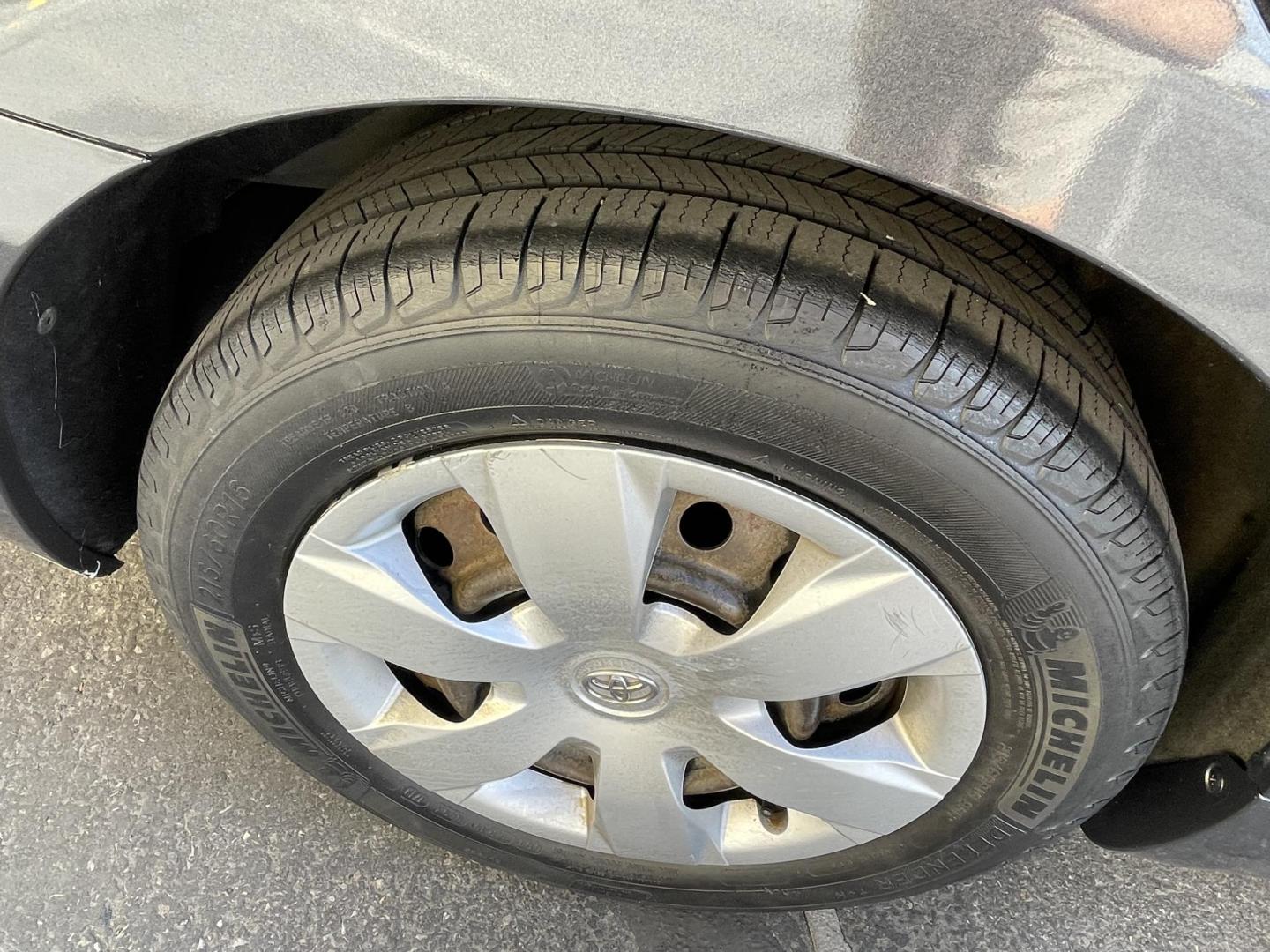 2009 Sterling Gray Metallic /Gray Toyota Camry LE 5-Spd AT (4T1BE46K49U) with an 2.4L L4 DOHC 16V engine, 5-Speed Automatic Overdrive transmission, located at 801 South State Street, Salt Lake City, UT, 84111, (801) 328-0098, 40.751953, -111.888206 - Clean title! No accidents on Carfax report! Only 2 previous owners on Carfax history report! Carfax shows regular service was done on this vehicle including oil changes and maintenance intervals. Vehicle has passed state of Utah emissions already and checked out by our mechanic and approved for up t - Photo#10