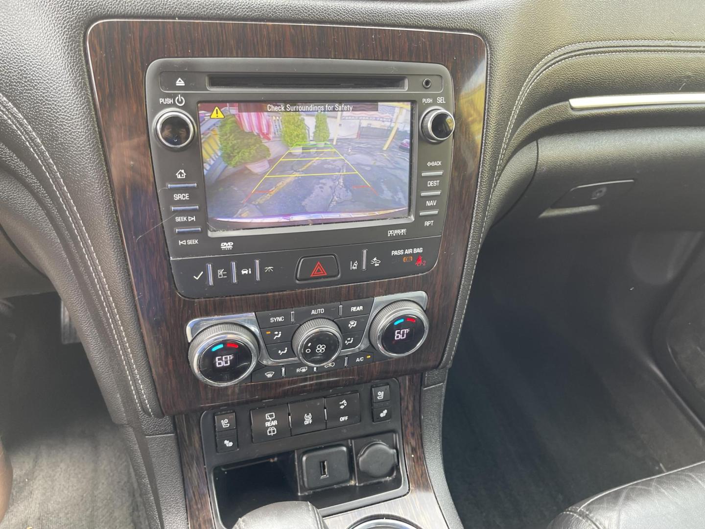 2015 Maroon /Black Chevrolet Traverse LTZ AWD (1GNKVJKD0FJ) with an 3.6L V6 DOHC 24V engine, 6-Speed Automatic transmission, located at 801 South State Street, Salt Lake City, UT, 84111, (801) 328-0098, 40.751953, -111.888206 - AWD, Clean title!!! Must see in great condition for the year, make and miles! Comes with all wheel drive and is loaded with lots of adds. Equipped with rear entertainment and rear a/c ventilation, 3rd row seating for the family great family vehicle! Heated and A/C seats! Vehicle has been inspected b - Photo#21