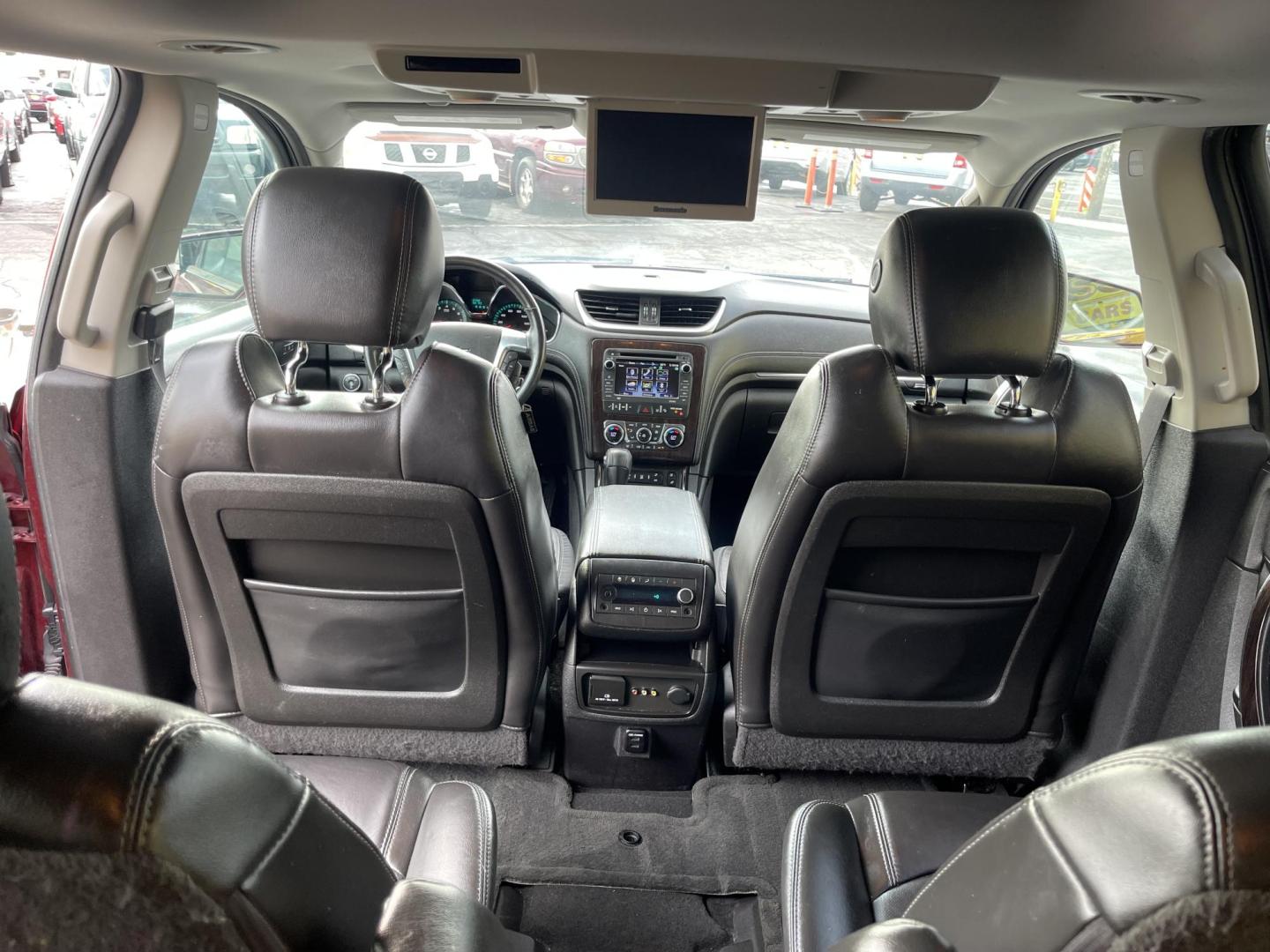 2015 Maroon /Black Chevrolet Traverse LTZ AWD (1GNKVJKD0FJ) with an 3.6L V6 DOHC 24V engine, 6-Speed Automatic transmission, located at 801 South State Street, Salt Lake City, UT, 84111, (801) 328-0098, 40.751953, -111.888206 - AWD, Clean title!!! Must see in great condition for the year, make and miles! Comes with all wheel drive and is loaded with lots of adds. Equipped with rear entertainment and rear a/c ventilation, 3rd row seating for the family great family vehicle! Heated and A/C seats! Vehicle has been inspected b - Photo#23