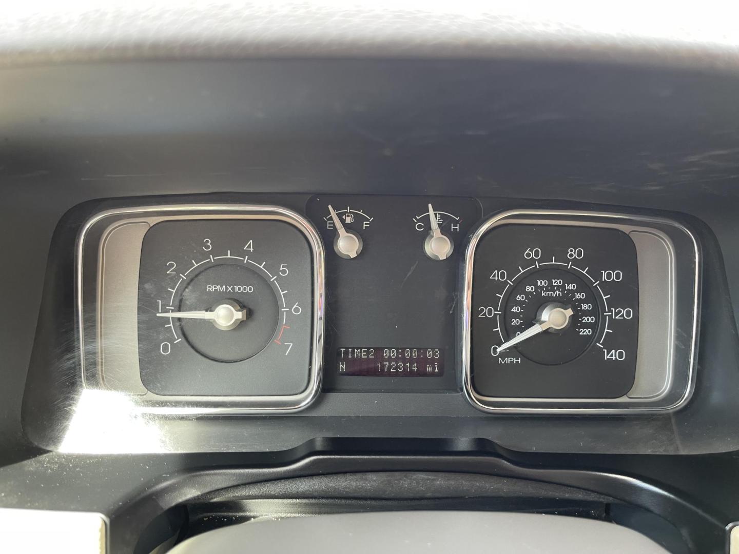 2008 Super White /Tan Lincoln MKX FWD (2LMDU68C58B) with an 3.5L V6 DOHC 24V engine, 6-Speed Automatic Overdrive transmission, located at 801 South State Street, Salt Lake City, UT, 84111, (801) 328-0098, 40.751953, -111.888206 - Clean title! No accidents on Carfax! Only 2 reported previous owners showing on the Carfax. This beautiful SUV has been well maintained and taken care of the Carfax shows it was well maintained. It has passed emissions and been inspected by our mechanic and approved for up to a 5 year warranty that - Photo#23