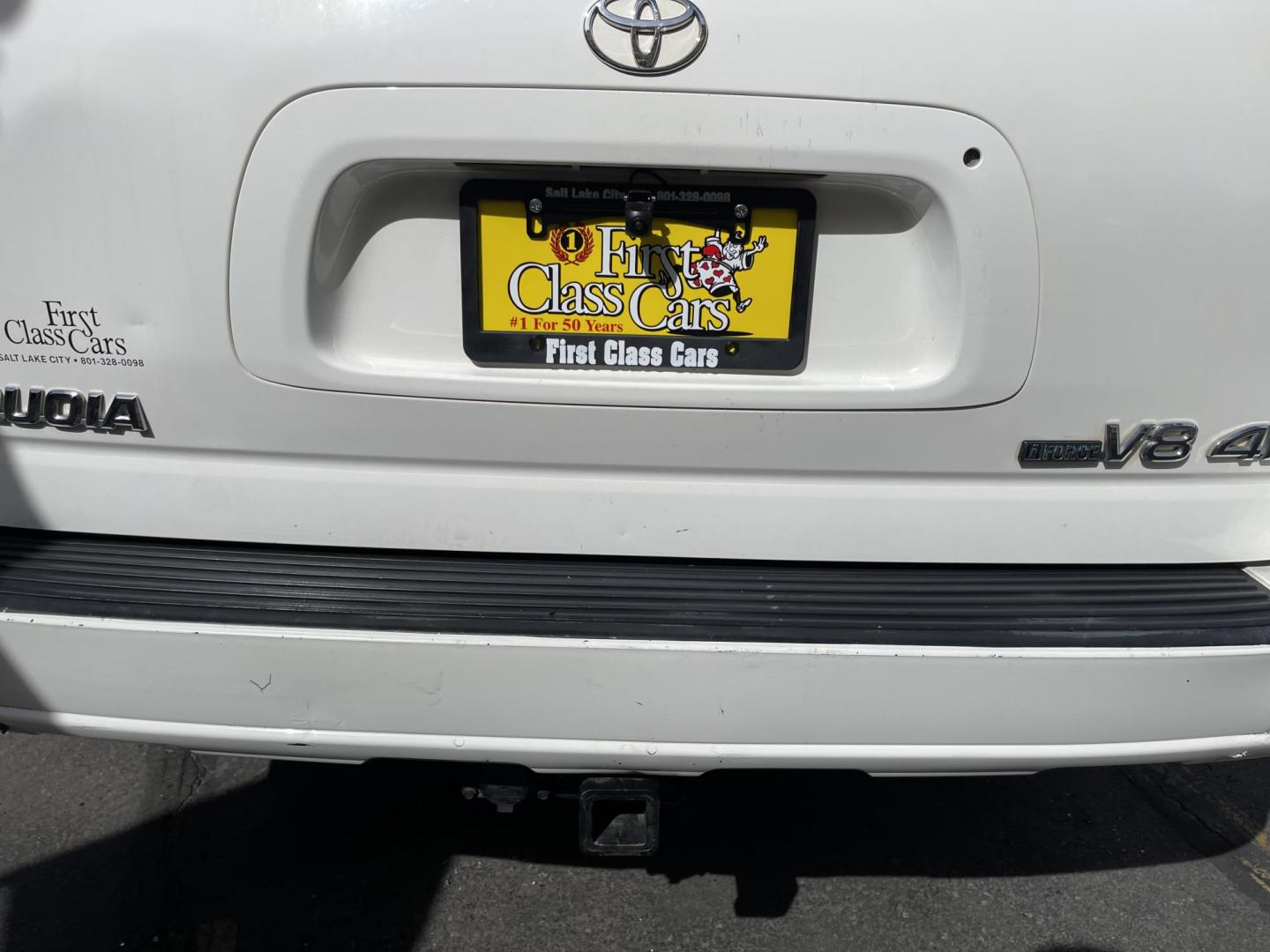 2004 Super White /Tan Toyota Sequoia Limited 4WD (5TDBT48A54S) with an 4.7L V8 DOHC 32V engine, 4-Speed Automatic Overdrive transmission, located at 801 South State Street, Salt Lake City, UT, 84111, (801) 328-0098, 40.751953, -111.888206 - Clean title! Nice 4x4 Sequoia in great condition for the year, make and miles. This Sequoia has been taken care of and maintained very well! Has passed inspections by our mechanic and approved for up to a 3 month up to 5 year warranty that covers every major part bumper to bumper. Features: Leather - Photo#24