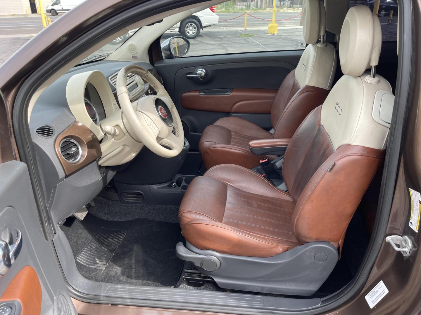 2013 Bamboo Pearl /BROWN Fiat 500 Lounge Hatchback (3C3CFFCR9DT) with an 1.4L L4 engine, 6-Speed Automatic transmission, located at 801 South State Street, Salt Lake City, UT, 84111, (801) 328-0098, 40.751953, -111.888206 - Clean title! No accidents on Carfax! Carfax shows only 2 owners no accidents clean title! Vehicle has been maintained and cared for Carfax show 16 maintenance service records that includes oil changes and maintenance. This has passed all inspections certifications and approved for up to a 5 year war - Photo#11