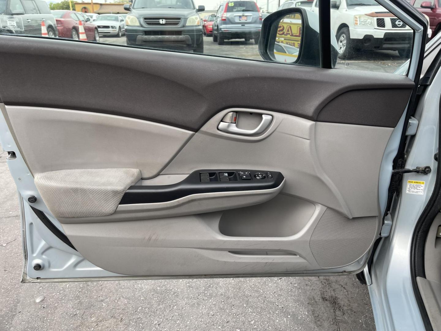 2012 Satin Silver Metallic /Gray Honda Civic LX Sedan 5-Speed AT (19XFB2F5XCE) with an 1.8L L4 SOHC 16V engine, 5-Speed Automatic transmission, located at 801 South State Street, Salt Lake City, UT, 84111, (801) 328-0098, 40.751953, -111.888206 - Clean title!!! No accidents on Carfax history report! Vehicle has been very well taken care of and maintained Carfax shows this vehicle has been serviced 25 times that includes oil changes and regular maintenance that has been performed. Great gas saver this 2012 Honda Civic LX with a 1.8L engine g - Photo#17