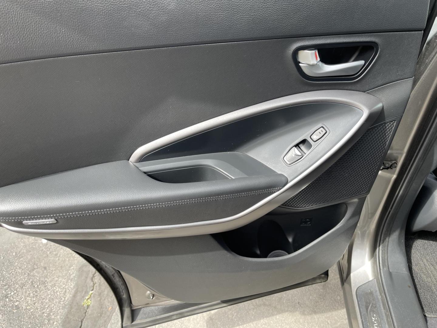2013 Bamboo Pearl /Black Hyundai Santa Fe Sport 2.0 AWD (5XYZUDLA9DG) with an 2.0L L4 DOHC 16V engine, 6-Speed Automatic transmission, located at 801 South State Street, Salt Lake City, UT, 84111, (801) 328-0098, 40.751953, -111.888206 - Clean title no accidents!!! Super clean with very low miles only 67k miles very clean hard to find! This is perfect for the snow with all wheel drive perfect all around year SUV! Immaculate condition inside and out Carfax shows all regular service was done and cared for. The 2013 Hyundai Santa Fe 2. - Photo#27