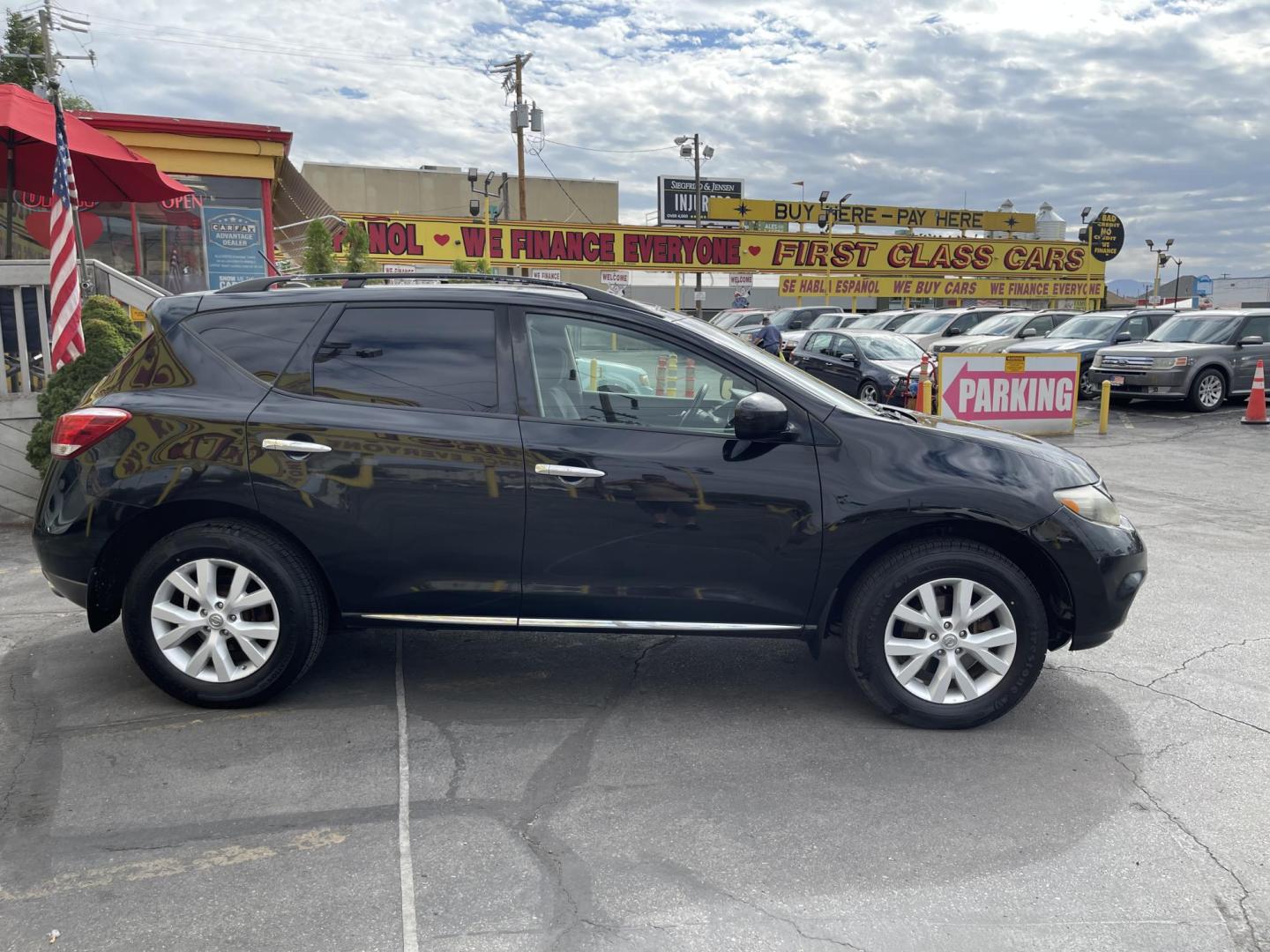 2011 Black /Black Nissan Murano S AWD (JN8AZ1MW3BW) with an 3.5L V6 DOHC 24V engine, Continuously Variable Transmission transmission, located at 801 South State Street, Salt Lake City, UT, 84111, (801) 328-0098, 40.751953, -111.888206 - Clean title no accidents! In great condition for the year, make and miles! AWD (all wheel drive) perfect winter vehicle great in the snow! It has been meticulously maintained and cared for according to Carfax it has been regularly serviced for regular maintenance oil changes and general maintenance - Photo#5
