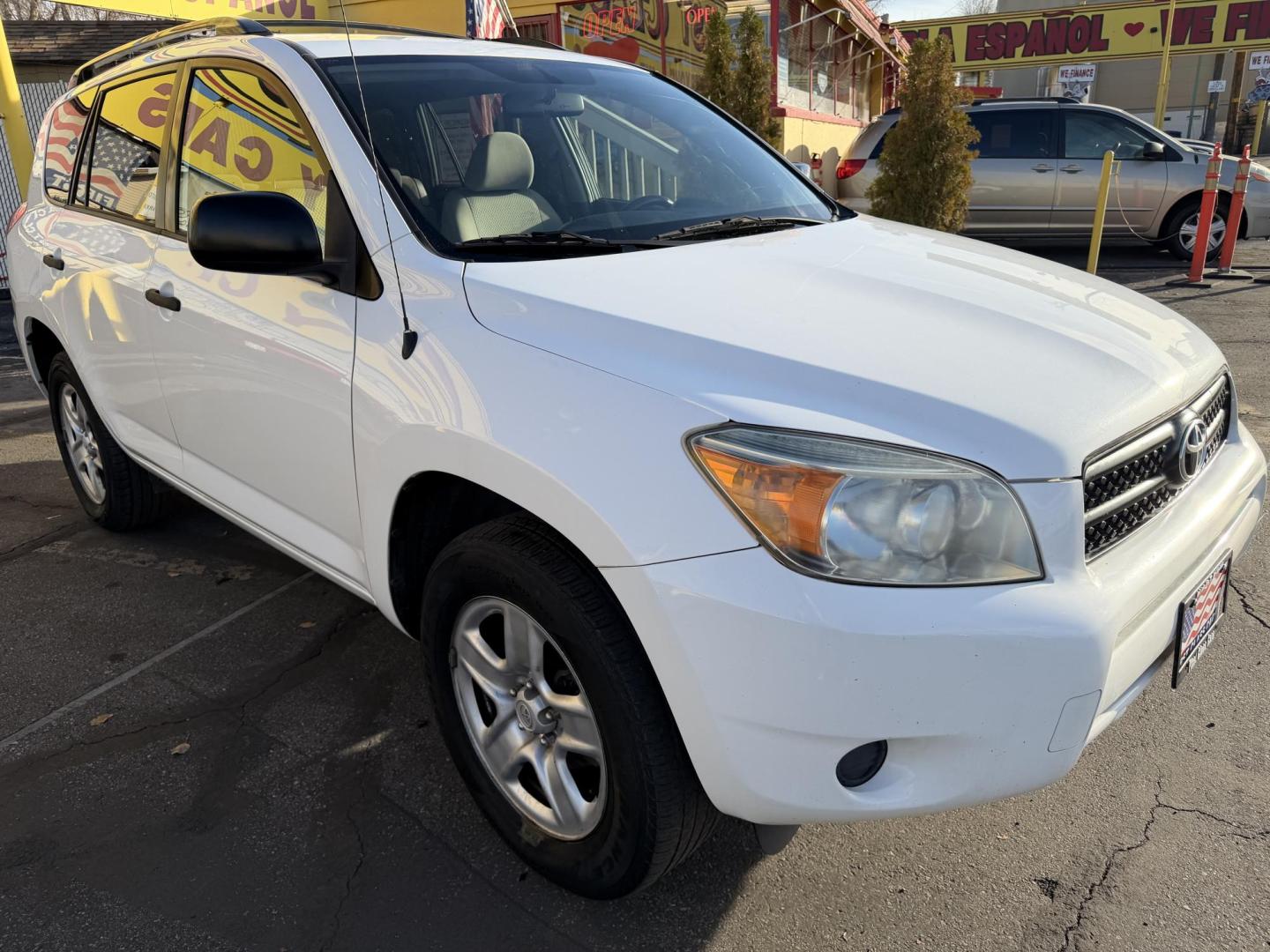 2006 Super White /Gray Toyota RAV4 Base I4 2WD (JTMZD33V866) with an 2.4L L4 DOHC 16V engine, 4-Speed Automatic transmission, located at 801 South State Street, Salt Lake City, UT, 84111, (801) 328-0098, 40.751953, -111.888206 - Clean title! No accidents on Carfax! Clean bill of health Carfax shows this SUV has been maintained and cared for it has been serviced regularly for oil changes and regular maintenance Carfax report shows over 42 service records and no accidents!!! Approved for up to a 5 year warranty passed all ins - Photo#3